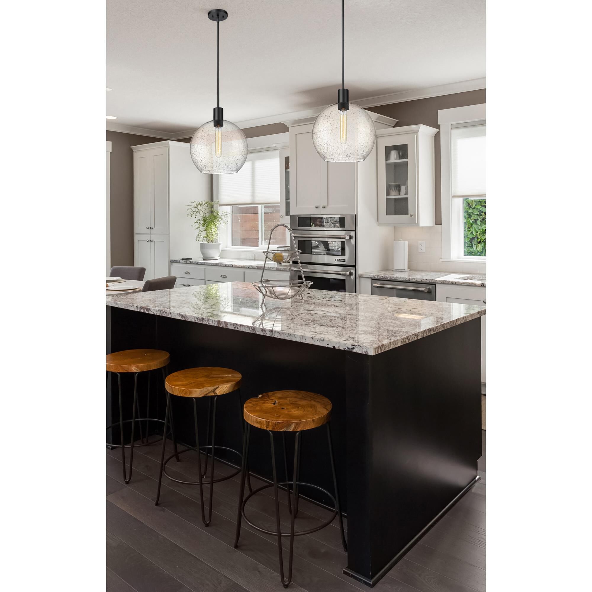 Shown in Matte Black finish and Clear Seedy glass and Clear Seedy shade