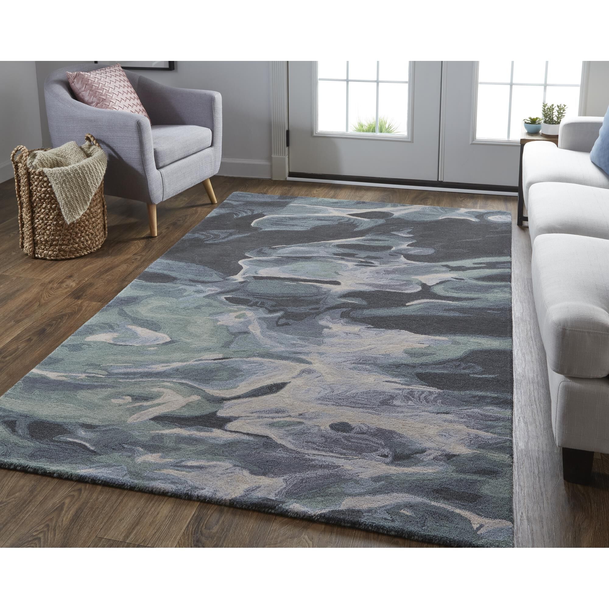 Amira Area Rug,