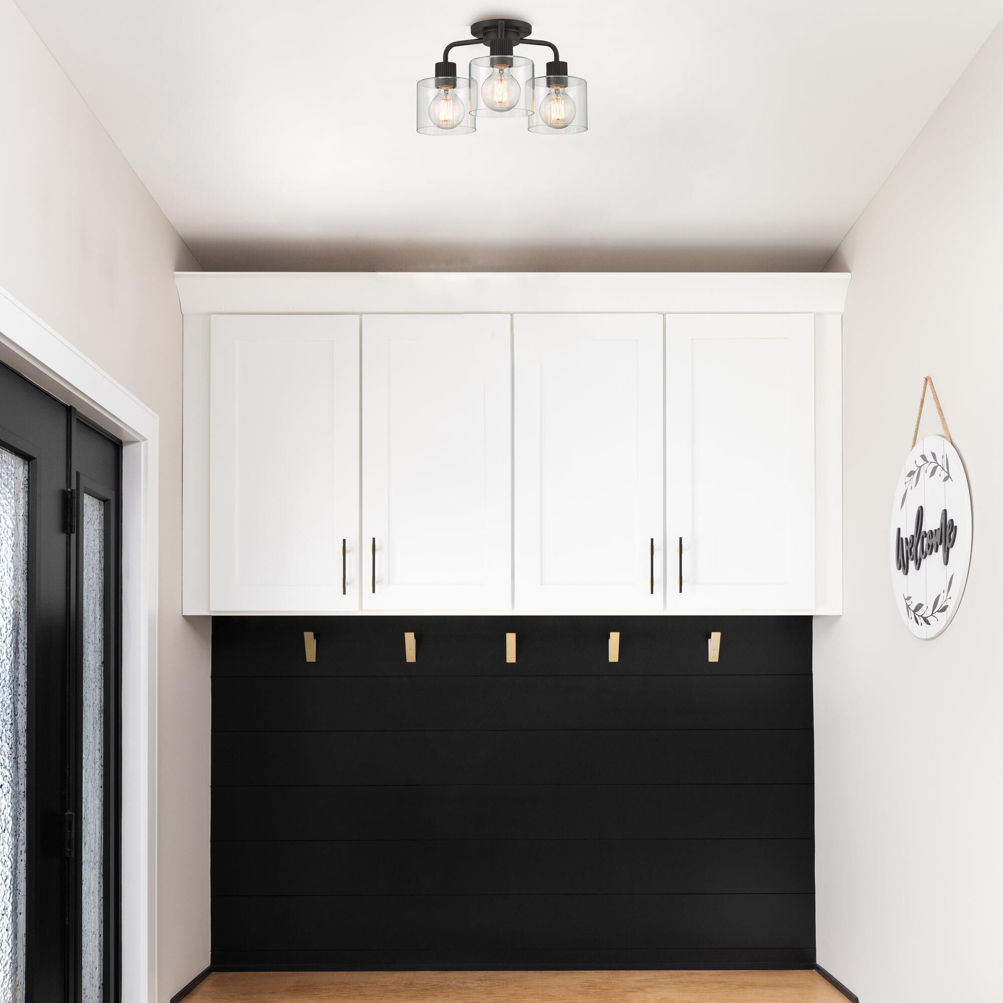 Shown in Matte Black finish and Clear glass