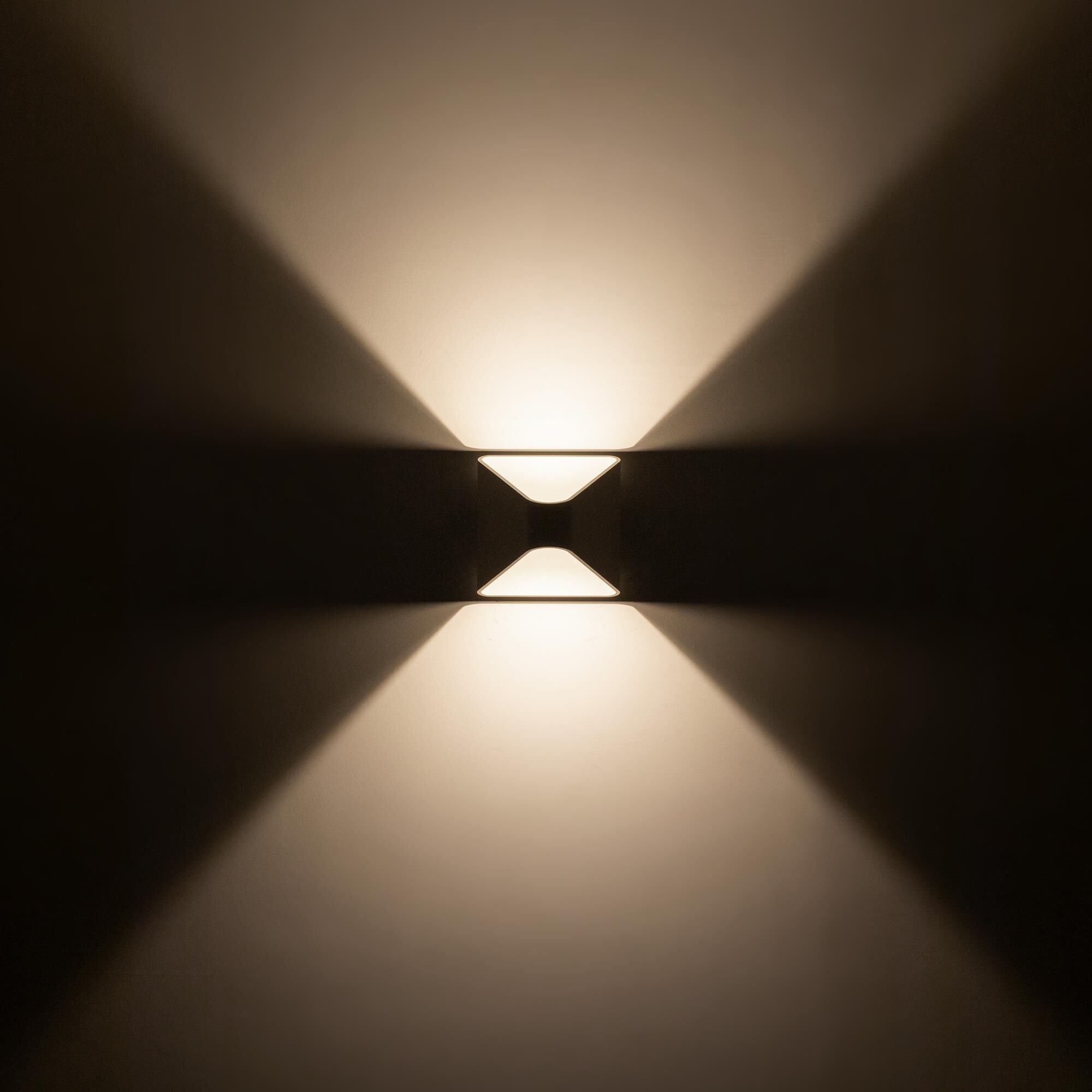 Shown in White finish and Clear glass