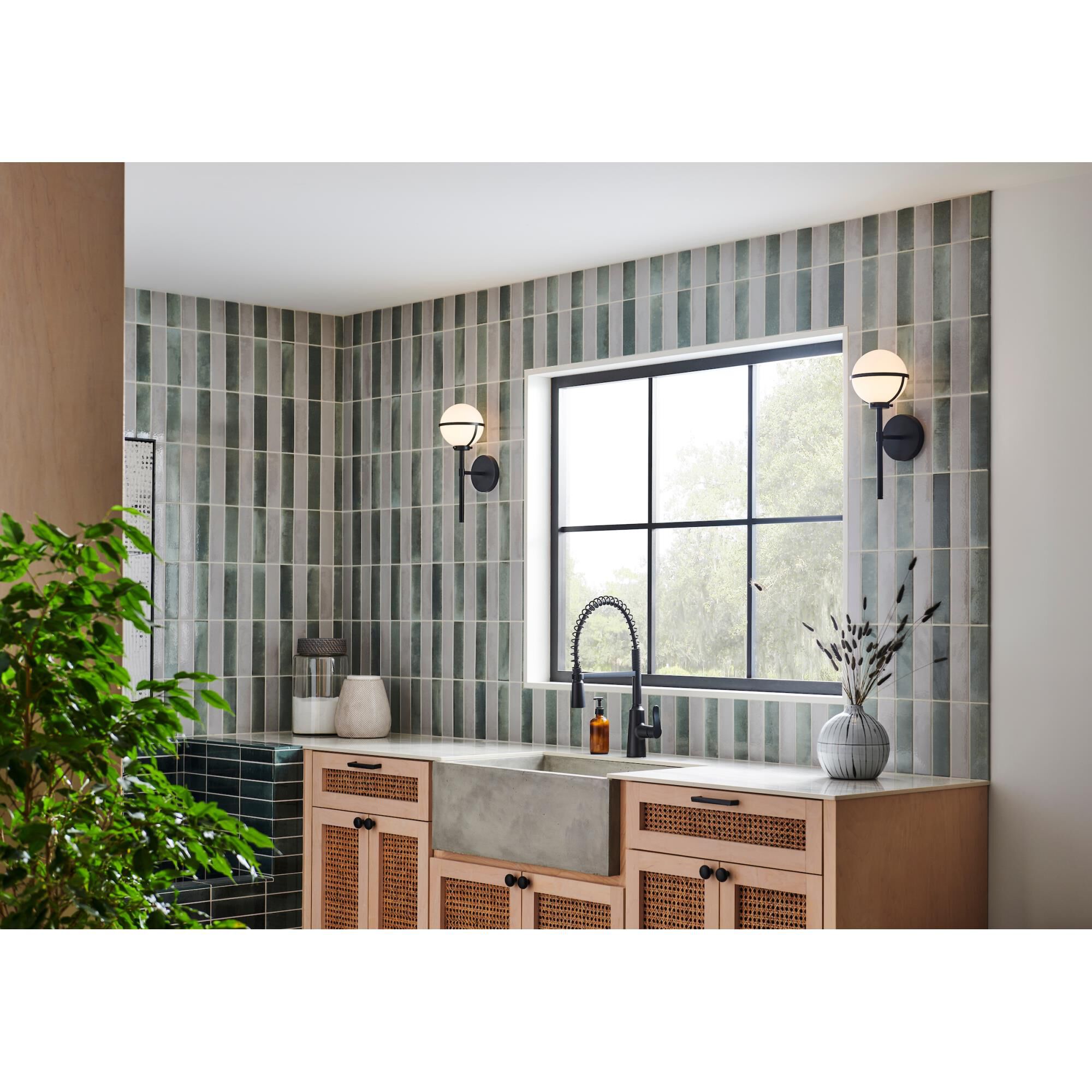 Hollis 16 Inch Wall Sconce by Hinkley Lighting