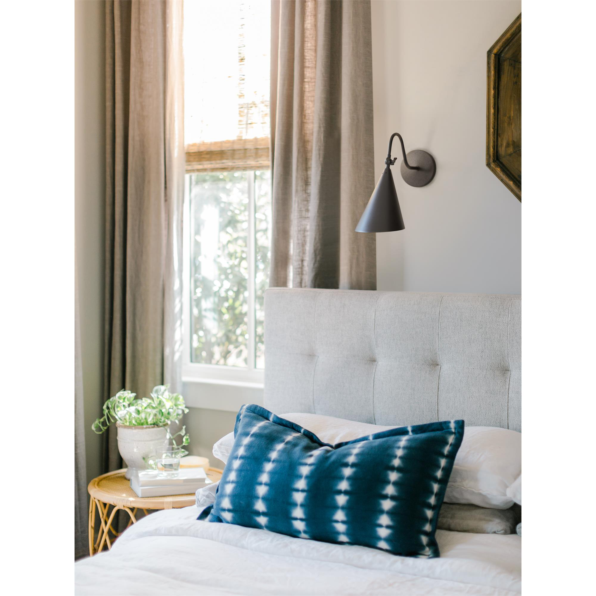Lupe Small Wall Sconce,