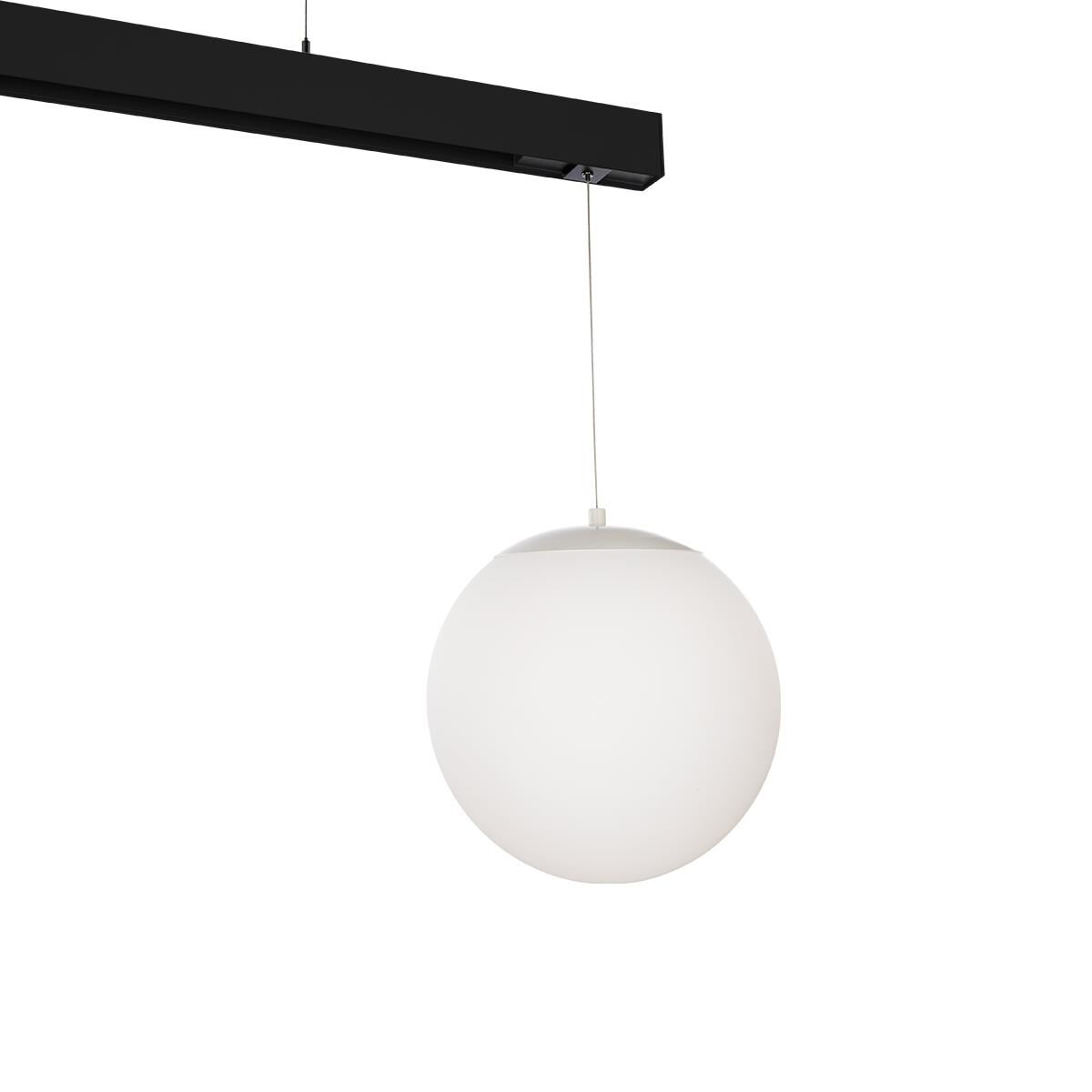 Ventrix 14 Inch Track Lighting Kit by WAC Lighting