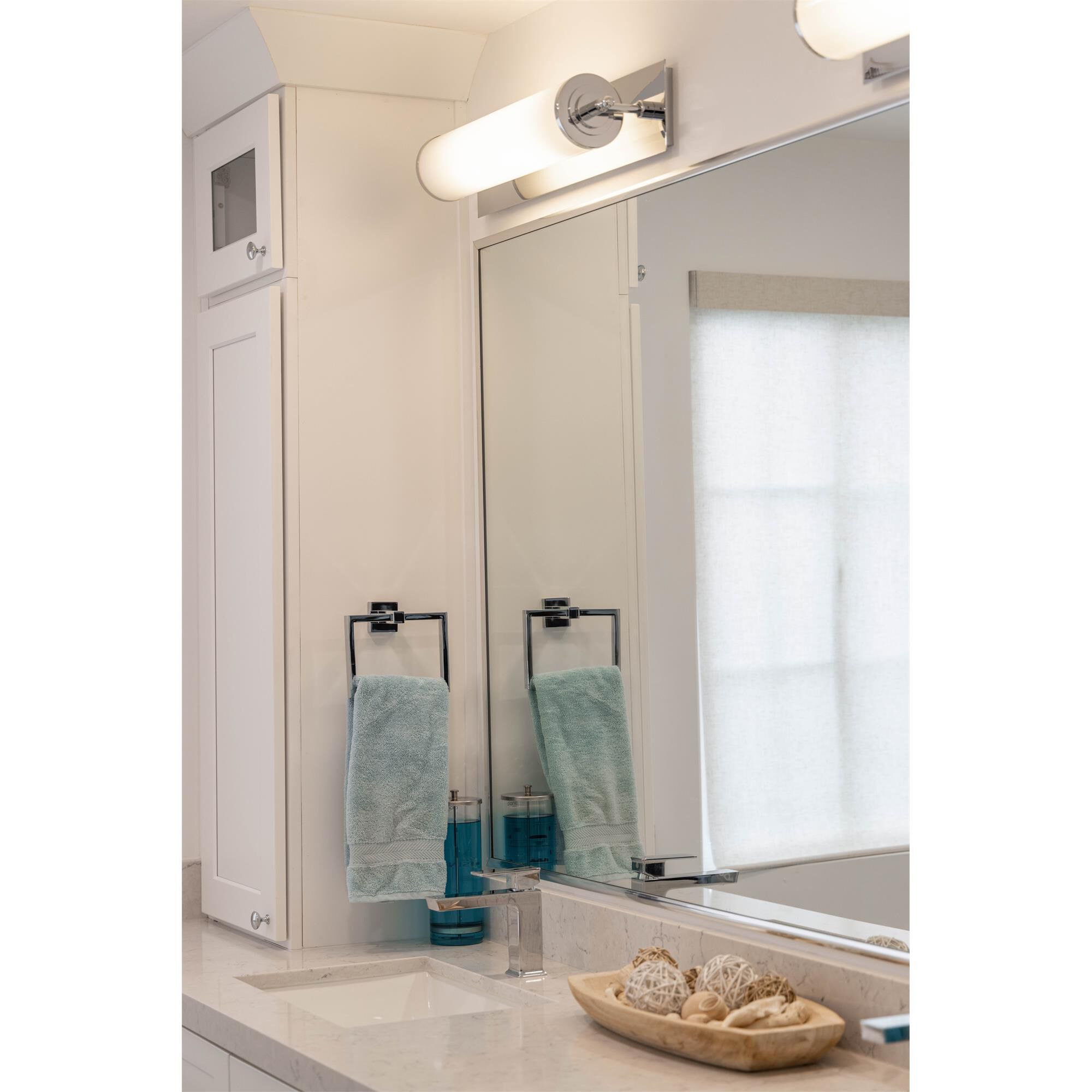 Shown in Polished Chrome finish and White Glass glass and White shade
