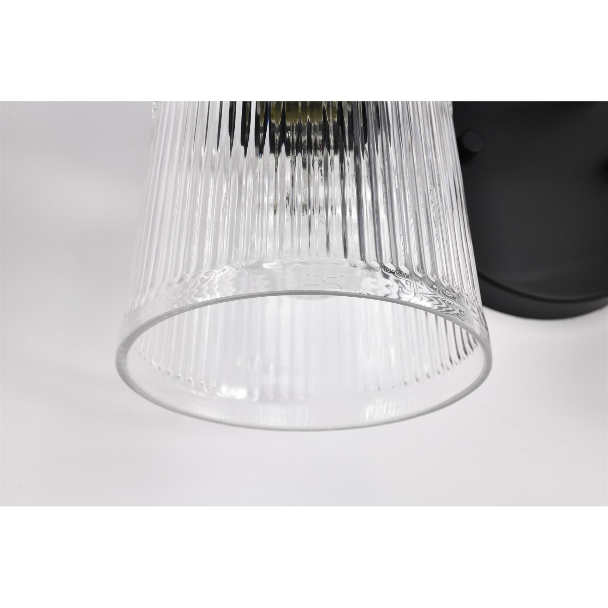 Shown in Matte Black finish and Clear Ribbed glass