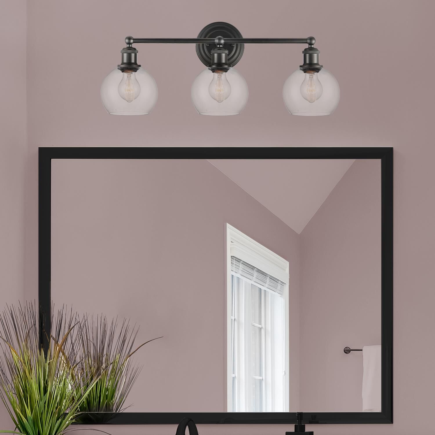 Shown in Matte Black  finish and Clear glass