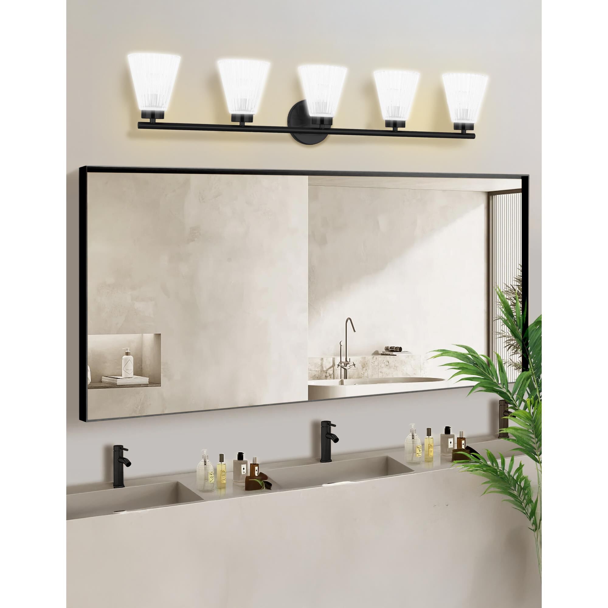 Shown in Matte Black finish and Clear glass