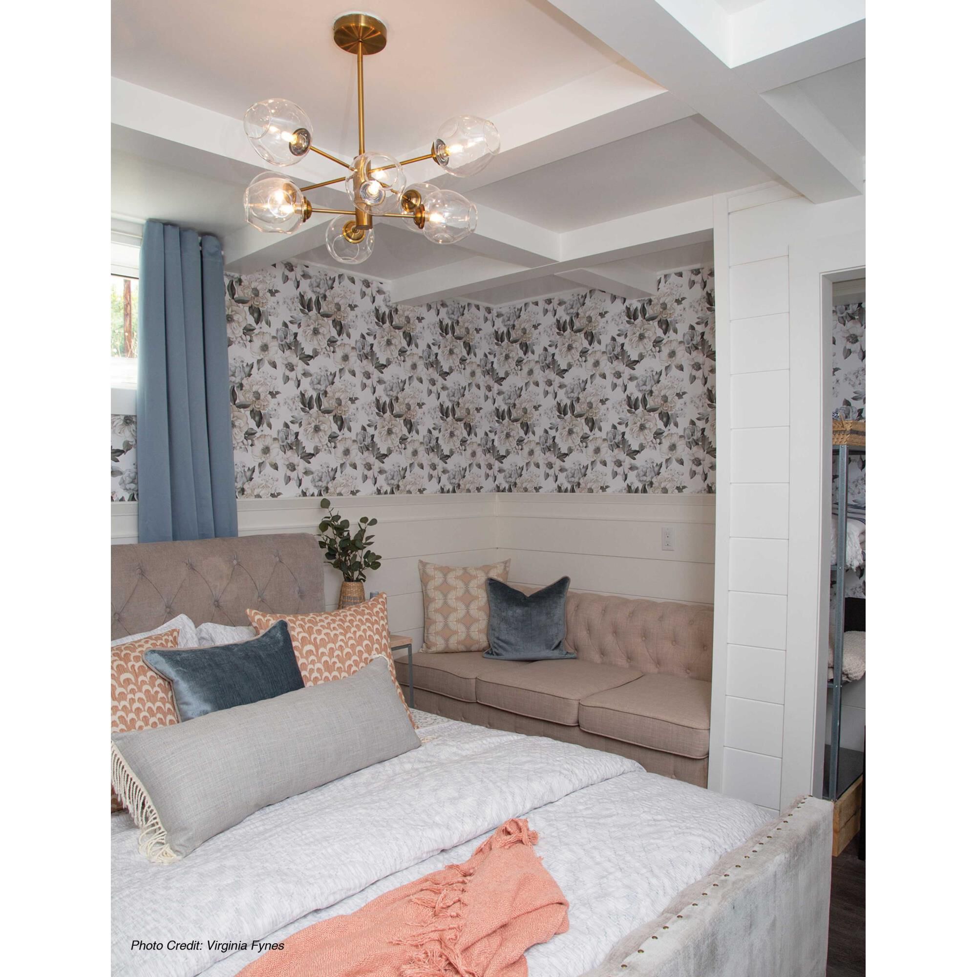 Shown in Vintage Bronze finish and Clear accent