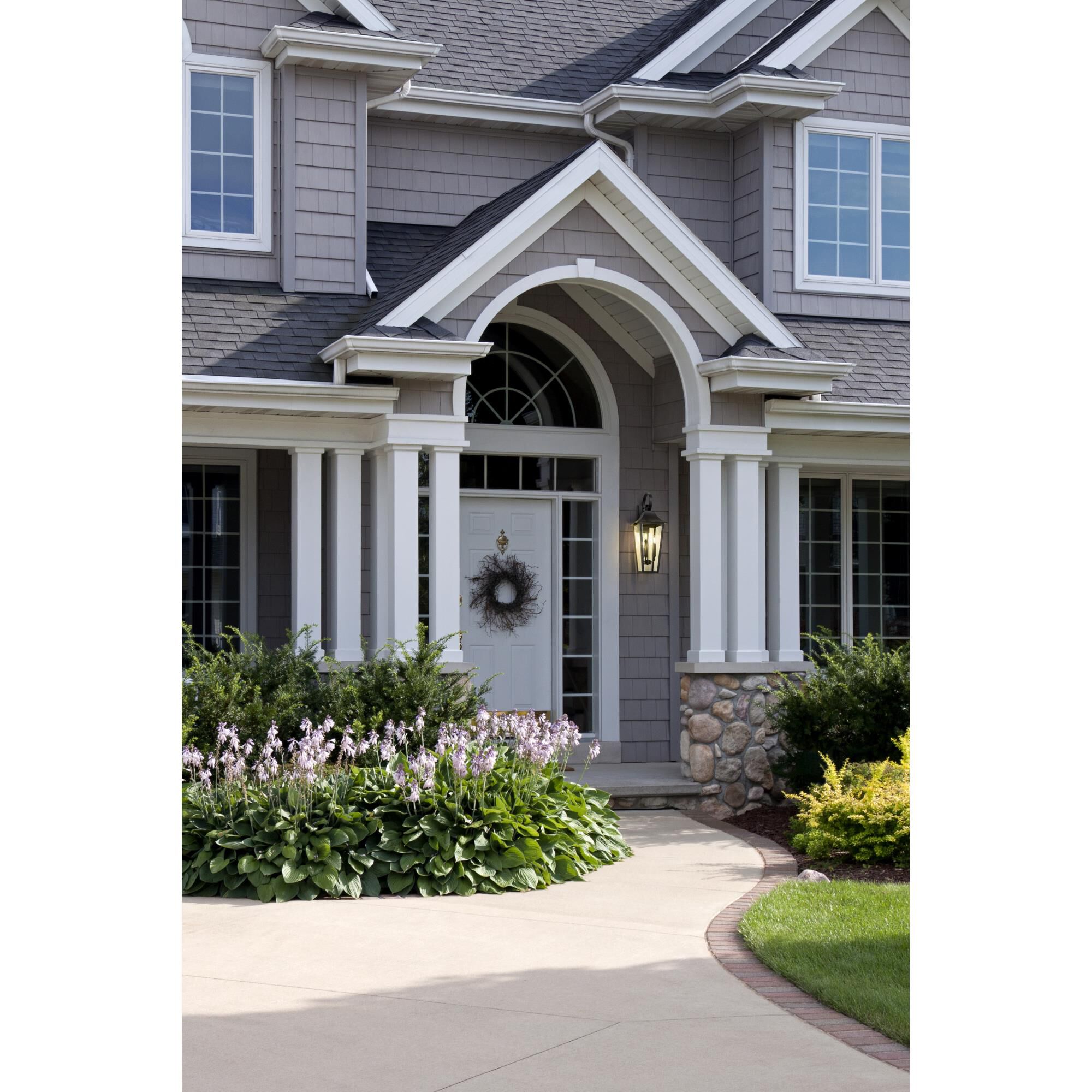 Shown in Black finish and Clear Beveled glass and Clear Beveled shade