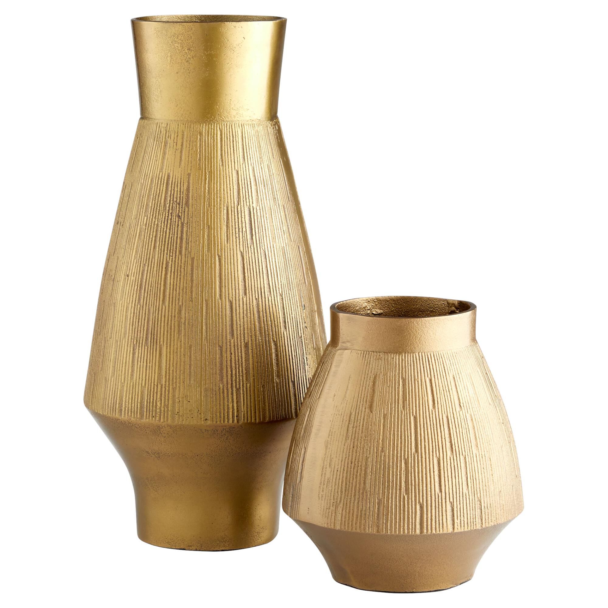 Dorado Vase Vase-Urn by Cyan Designs
