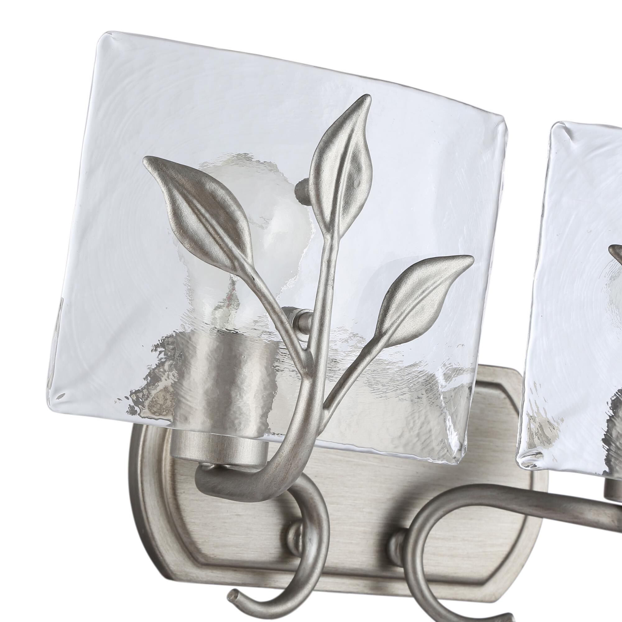 Shown in Peruvian Silver finish and Clear glass