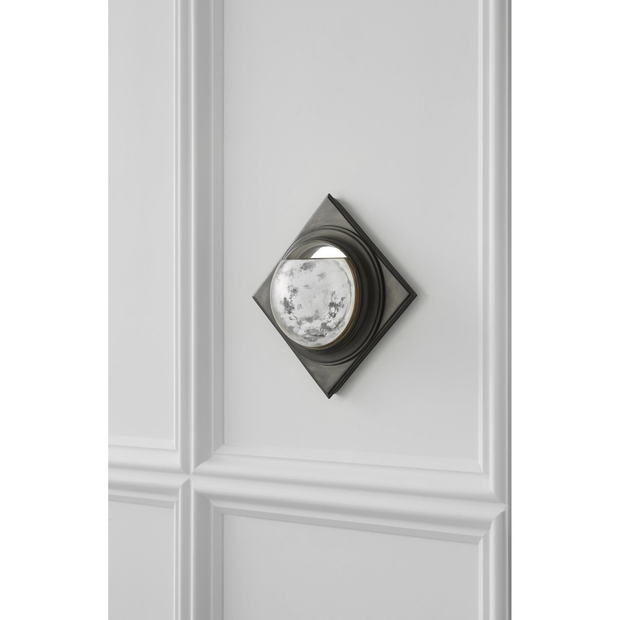 Visual Comfort Signature Collection Thomas O'Brien Venice 12 Inch Wall Sconce