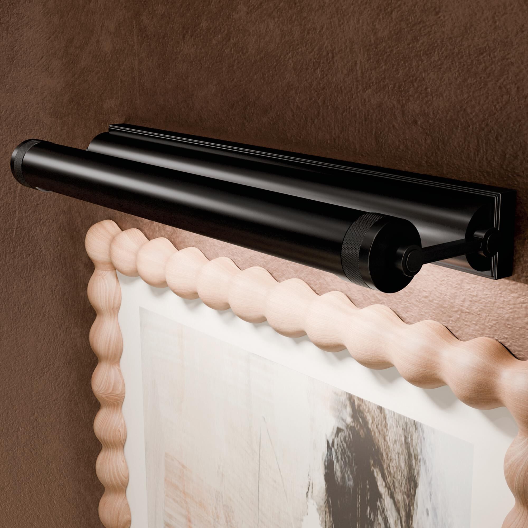 Shown in Black finish and Metal shade