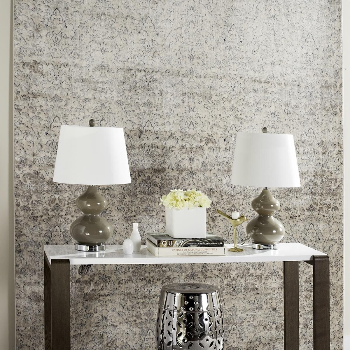 Shown in Taupe finish and Tapered Pure Cotton shade