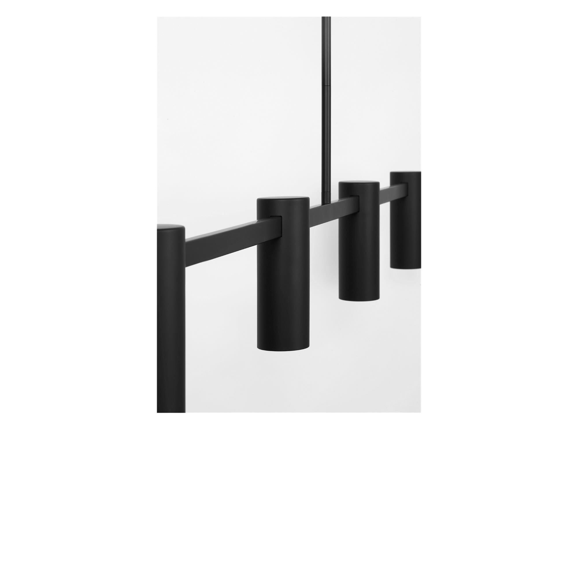 Shown in Midnight Black finish and Metal shade