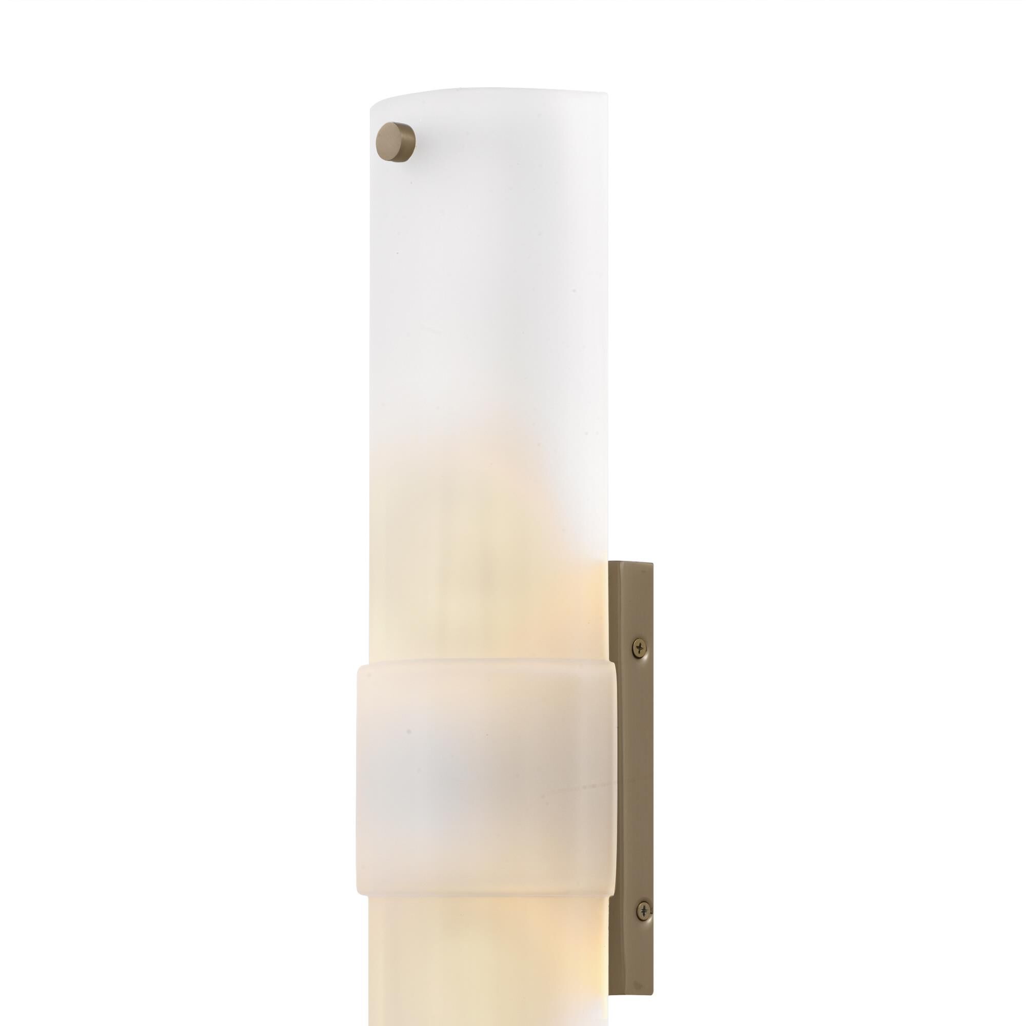 Finnegan 5 Inch Wall Sconce by Quoizel