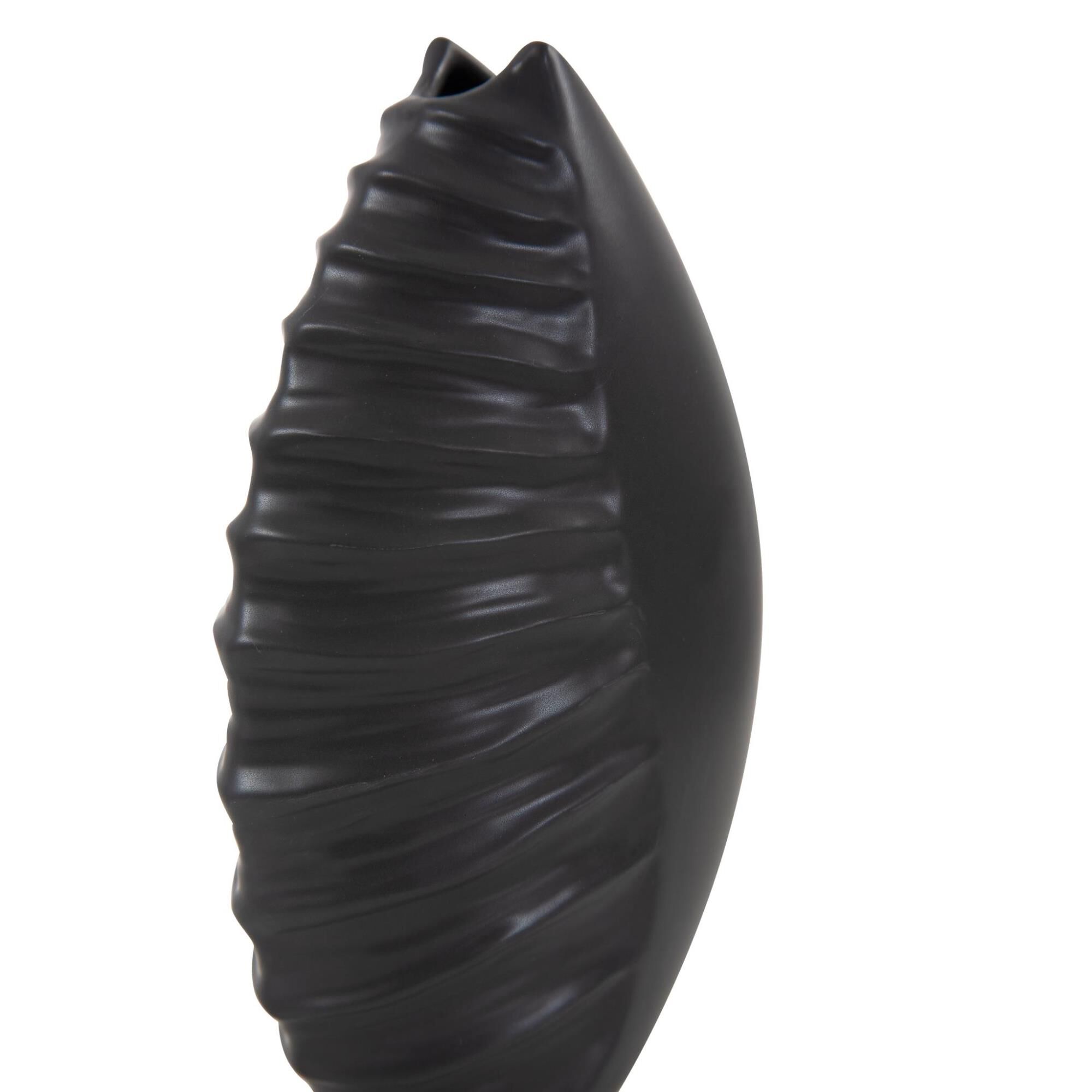 The Dierks Vase-Urn by Howard Elliott Collection