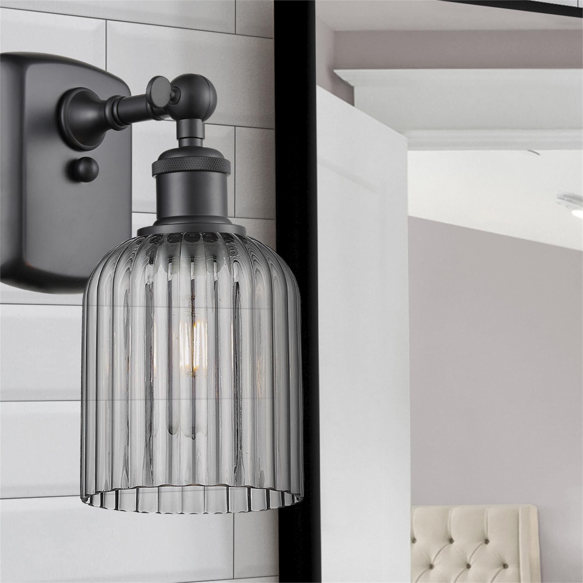 Shown in Matte Black finish and Light Smoke glass