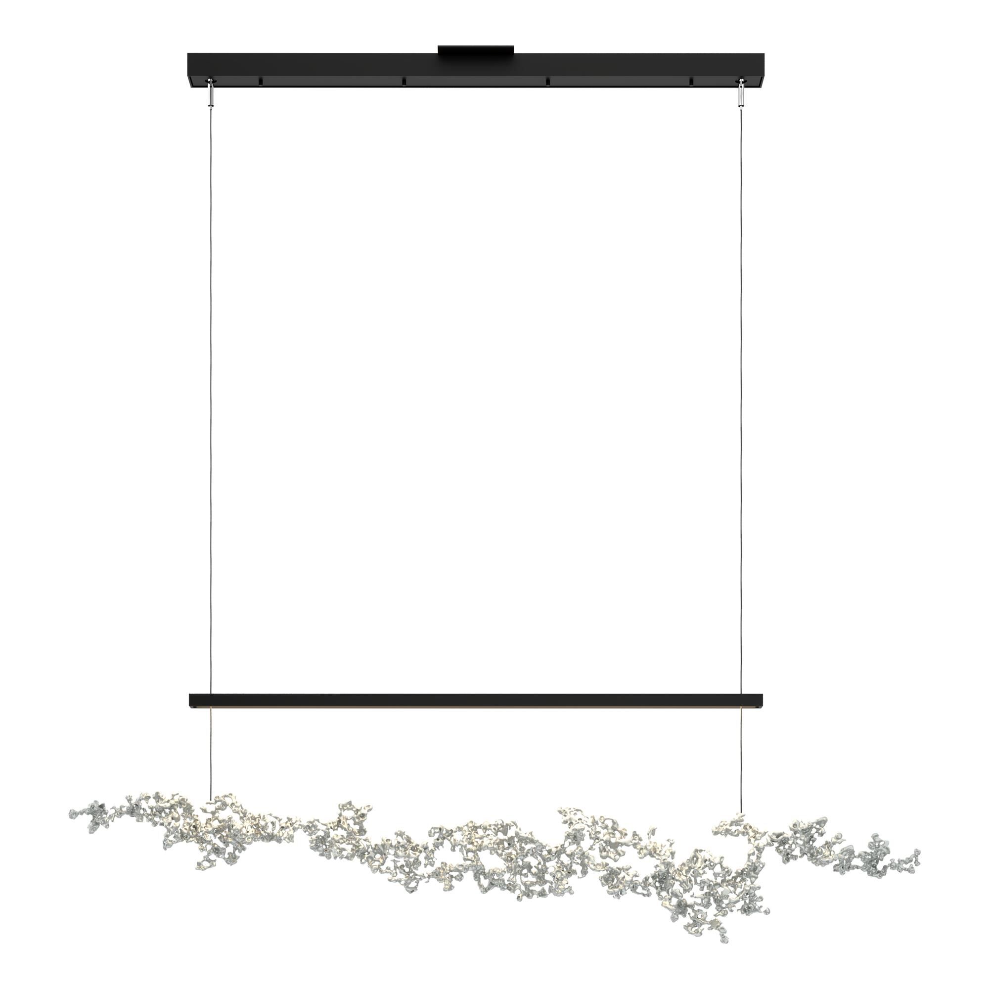 Shown in Black finish and Vintage Platinum Aluminum shade