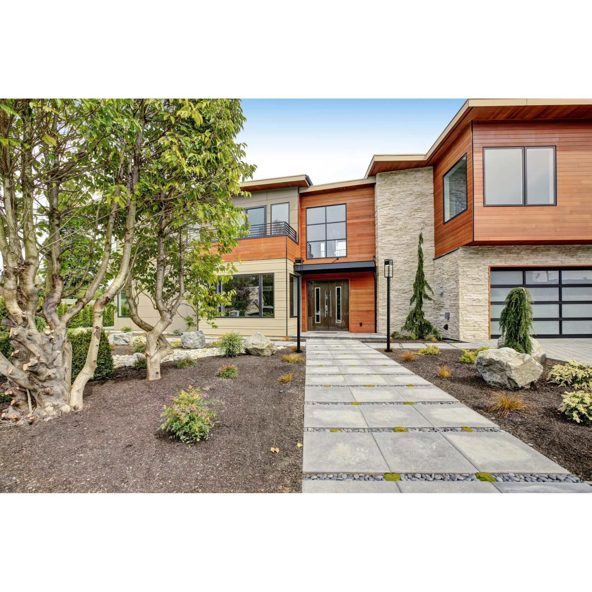 Shown in Black finish and Glass shade