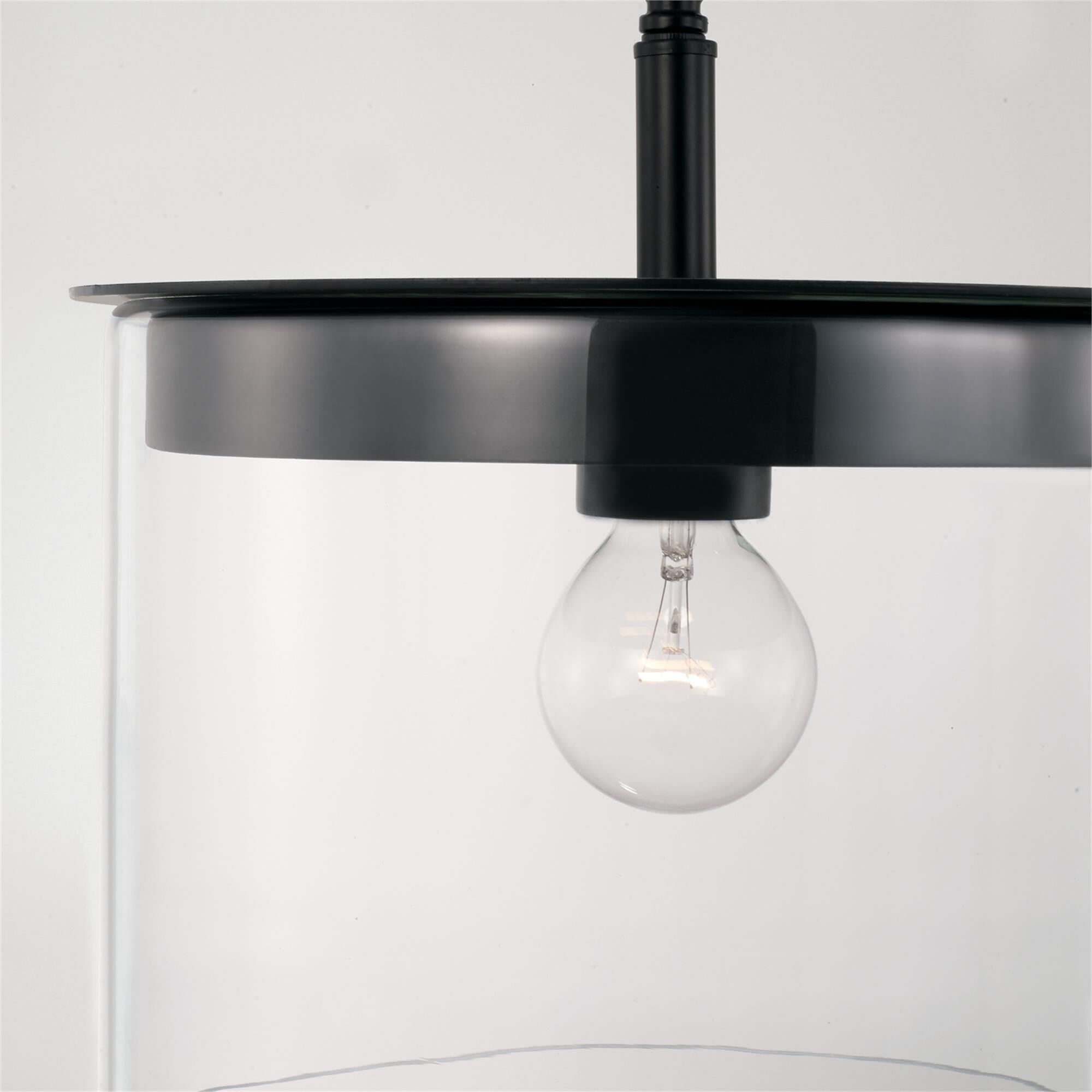 Shown in Matte Black finish and Clear glass