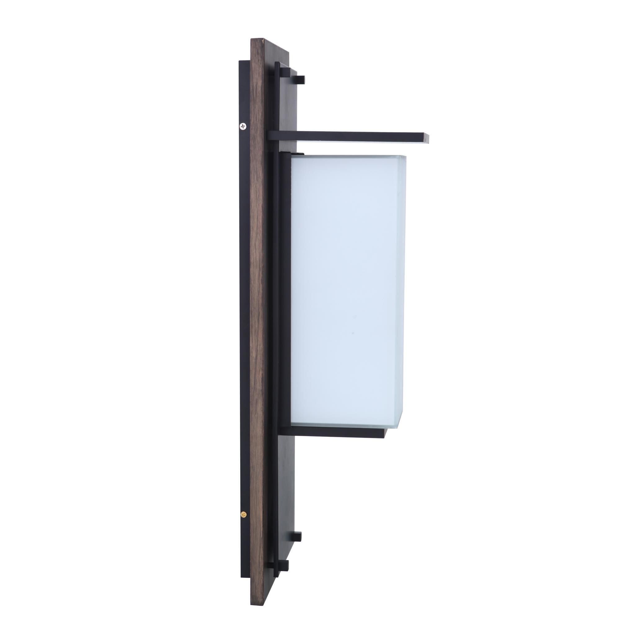 Shown in Whiskey Barrel and Midnight finish