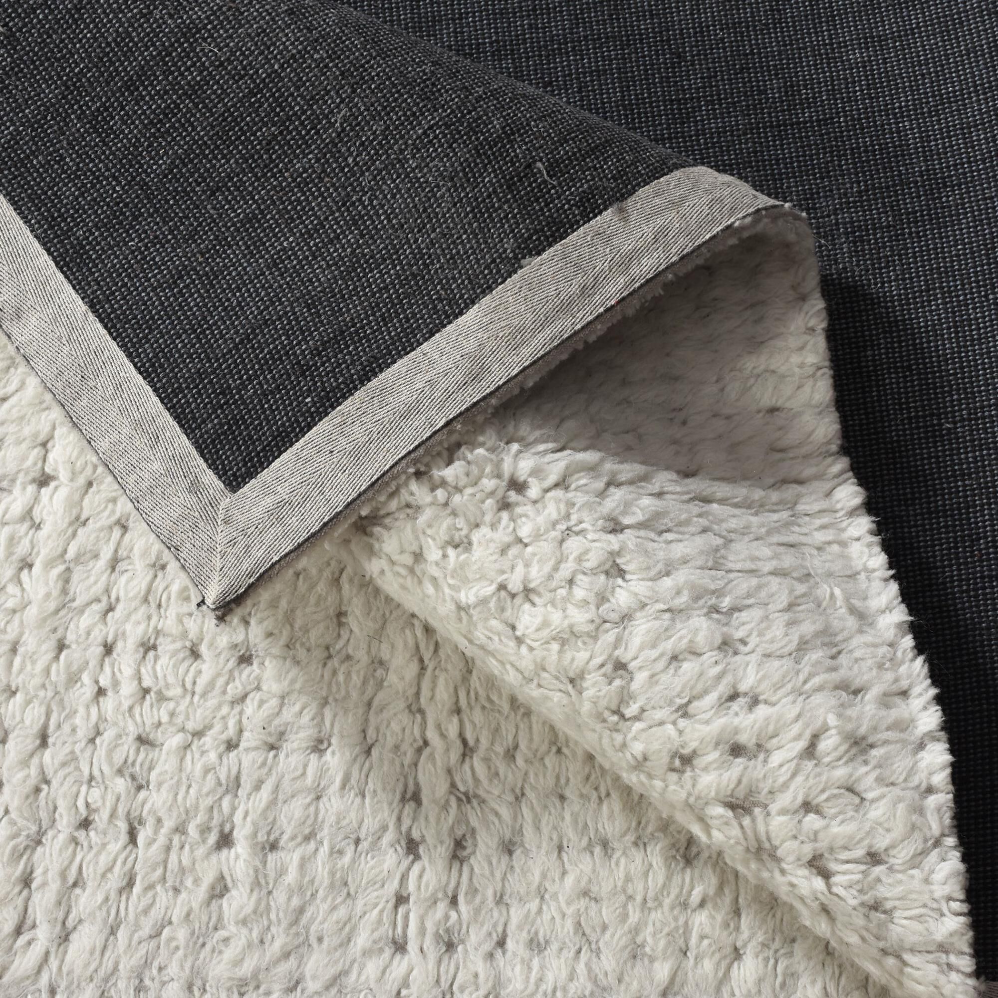 Clayhill Area Rug by Uttermost