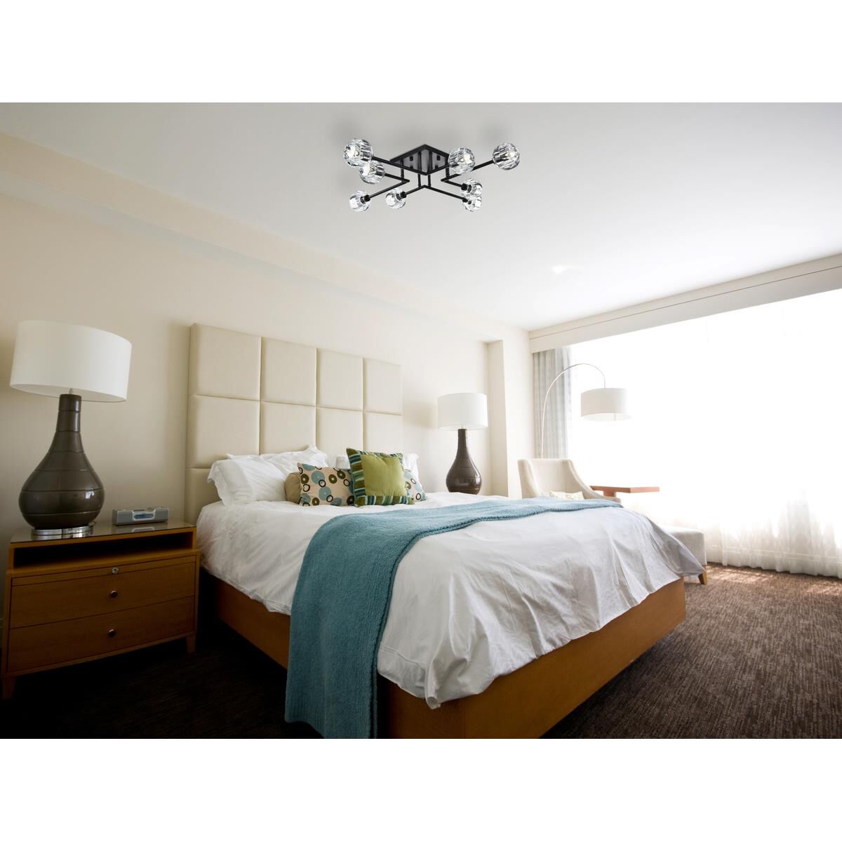 Shown in Black finish and Clear Royal Cut crystal