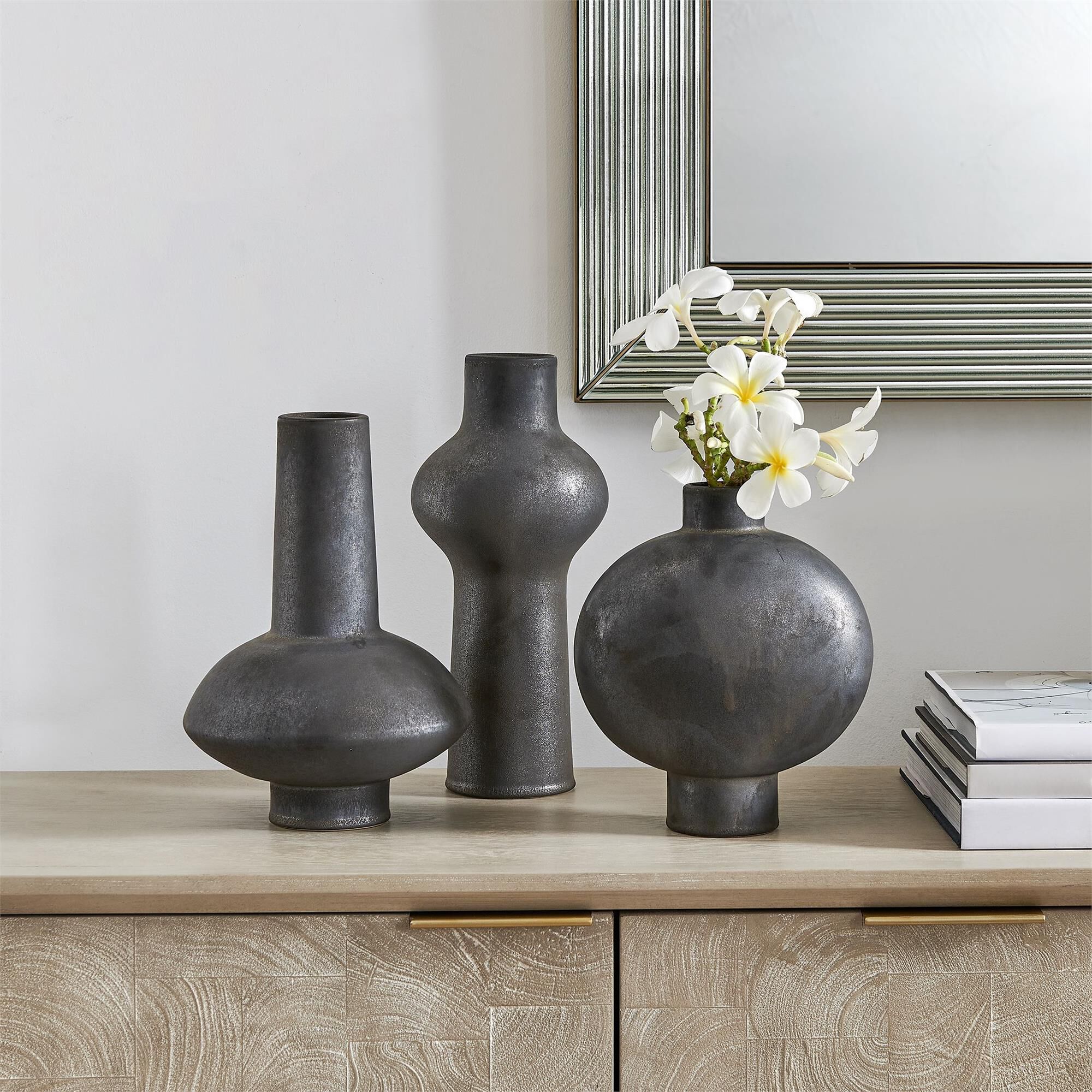 Shown in Black, Gray finish