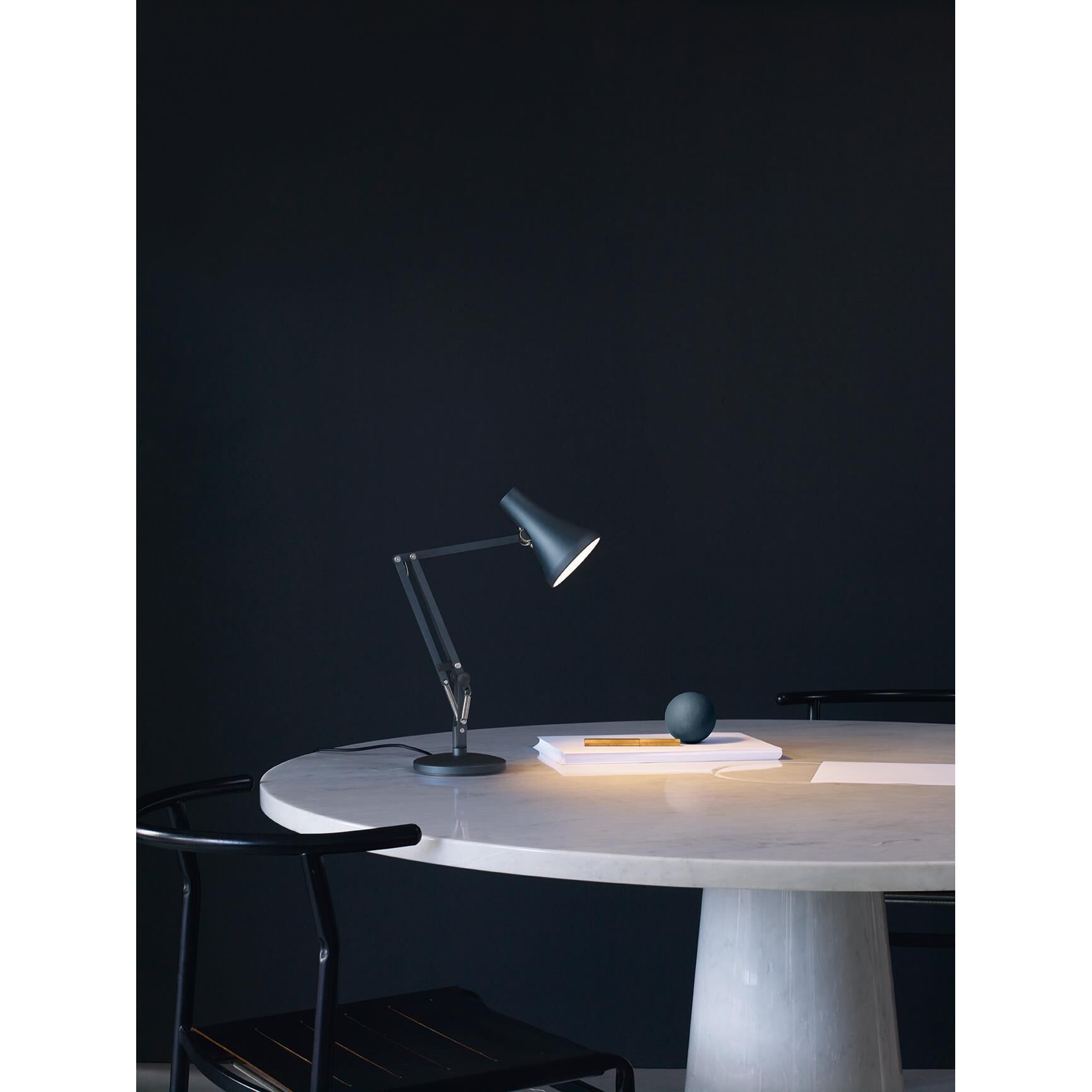 Shown in Anodised Brushed Auminum Finish finish and Aluminum shade