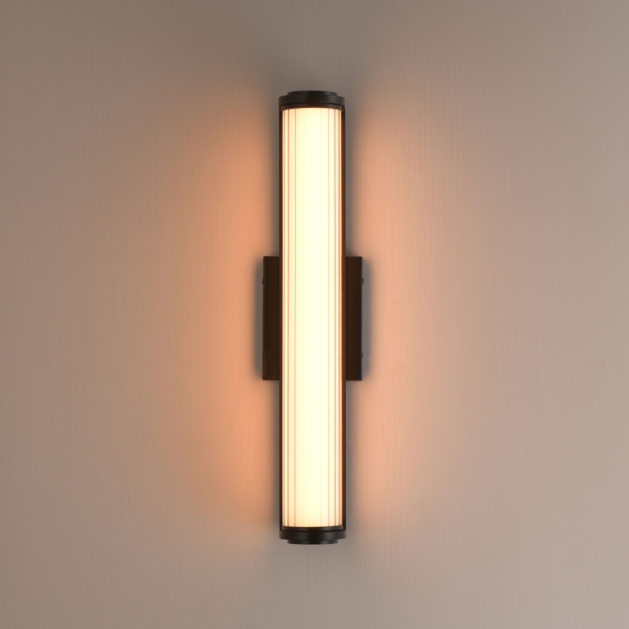 Vetra 21 Inch Outdoor Wall Light,