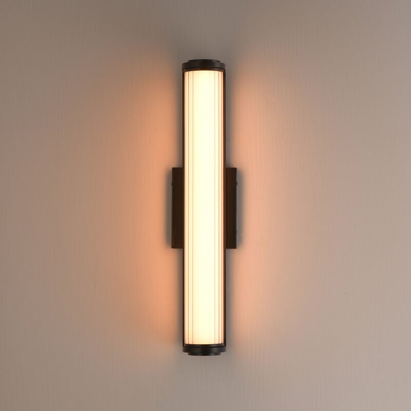 Vetra 21 Inch Outdoor Wall Light by ET2 Lighting