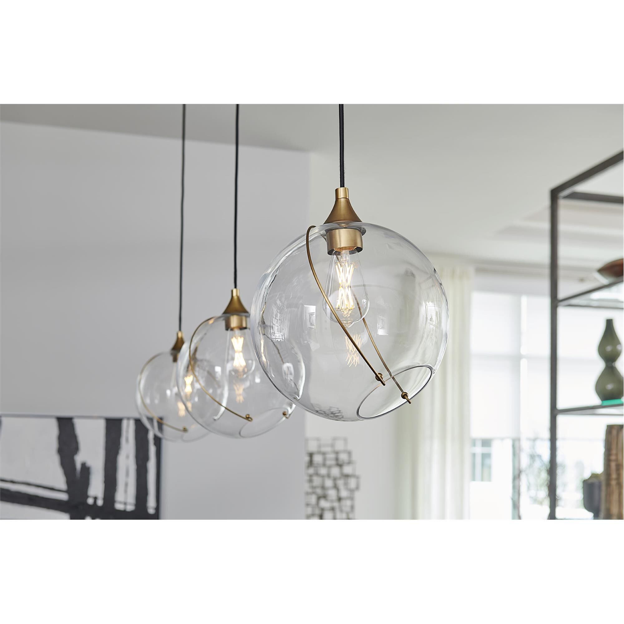 Shown in Heritage Brass finish and Clear glass