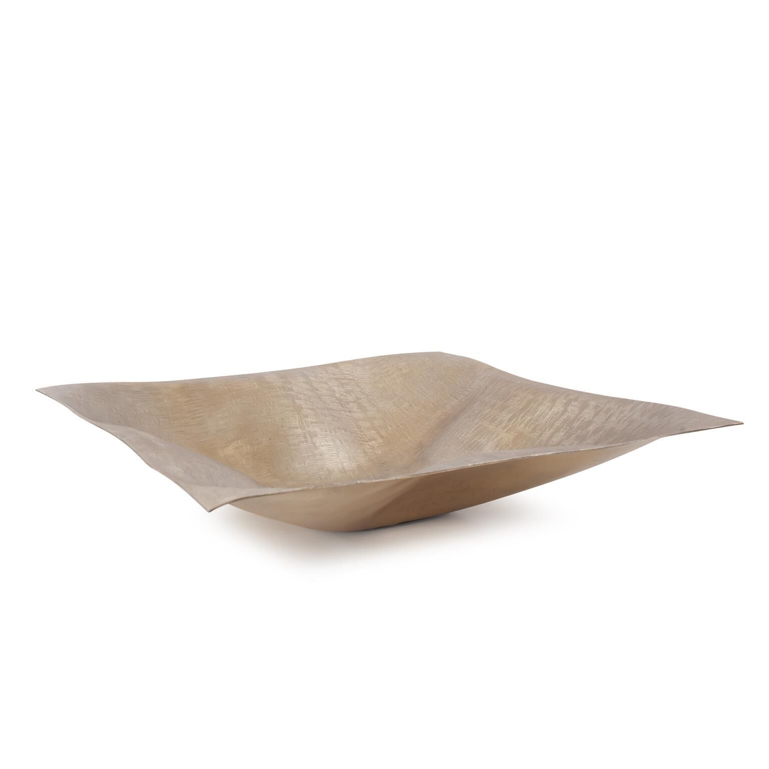 Shown in Matte/Etched finish