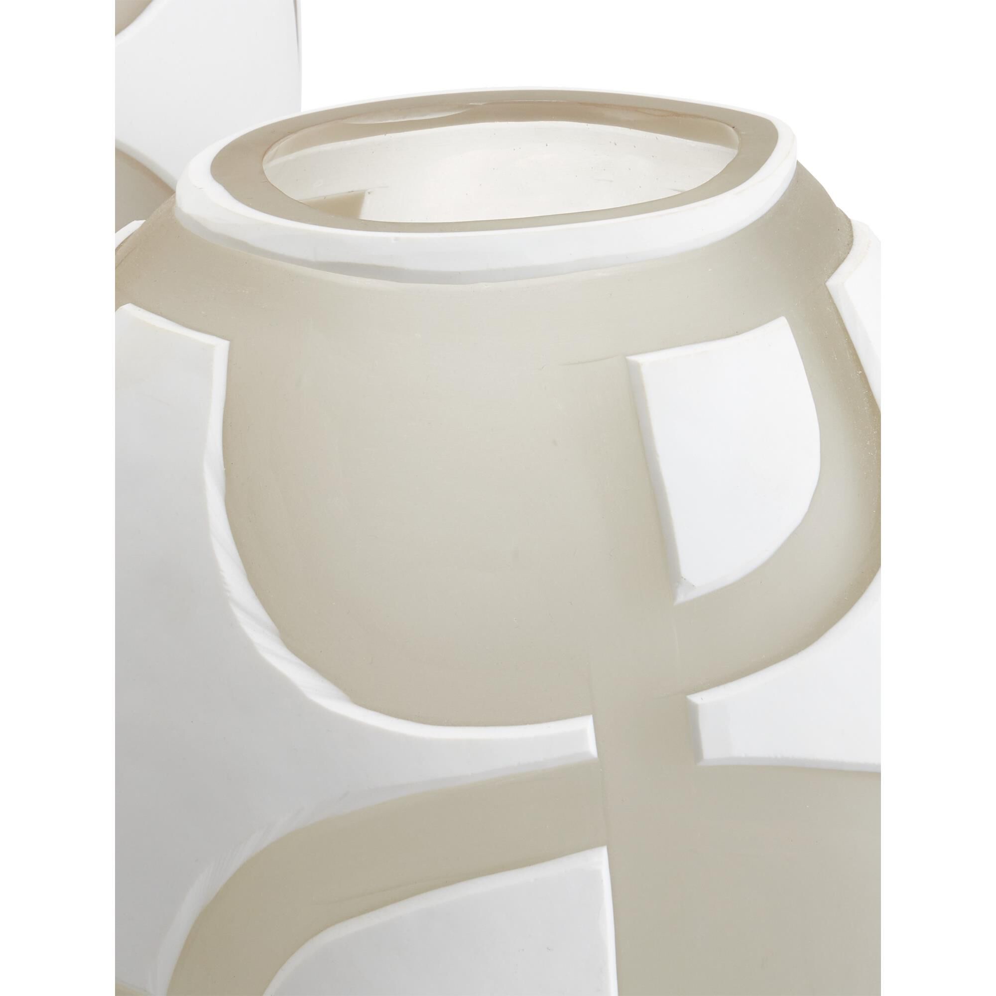 Shown in Opaque White Matte finish