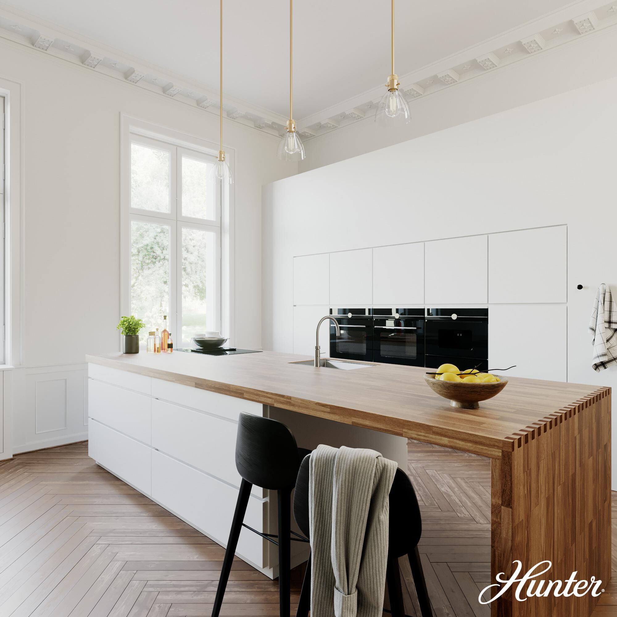 Shown in Alturas Gold finish