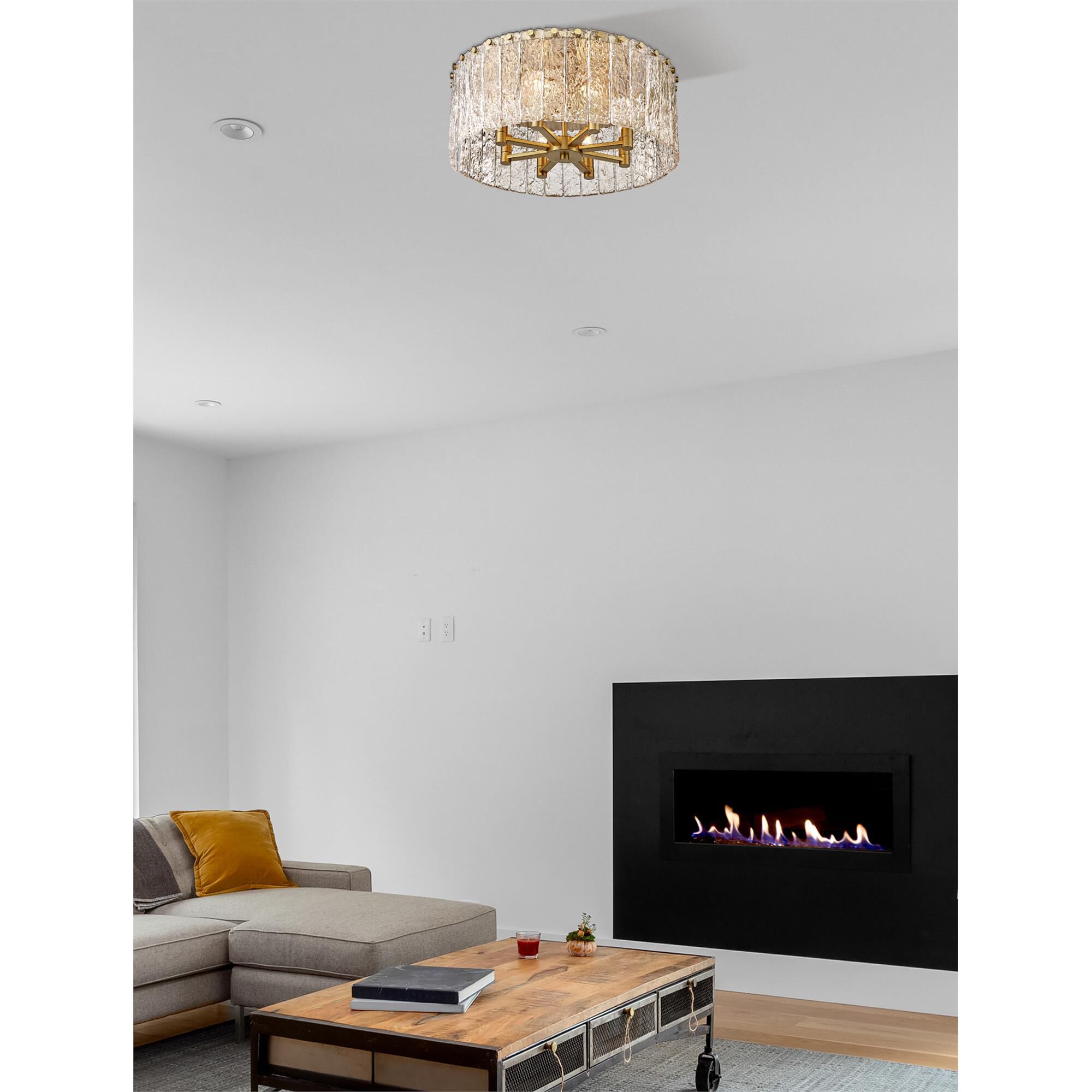 Shown in Modern Gold finish and Clear glass