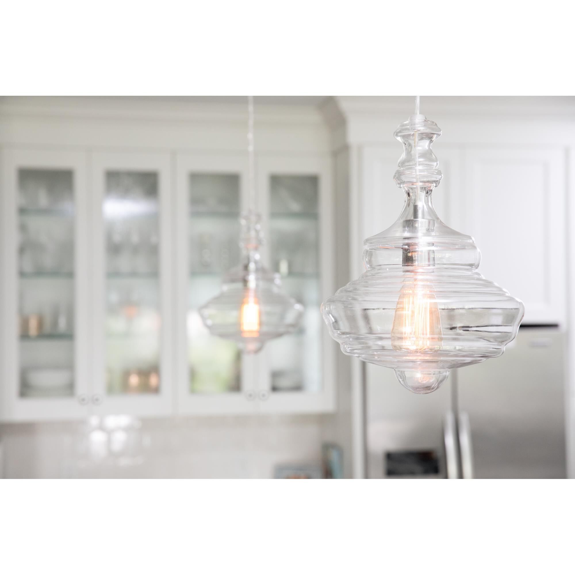 Shown in Polished Chrome finish and Clear glass