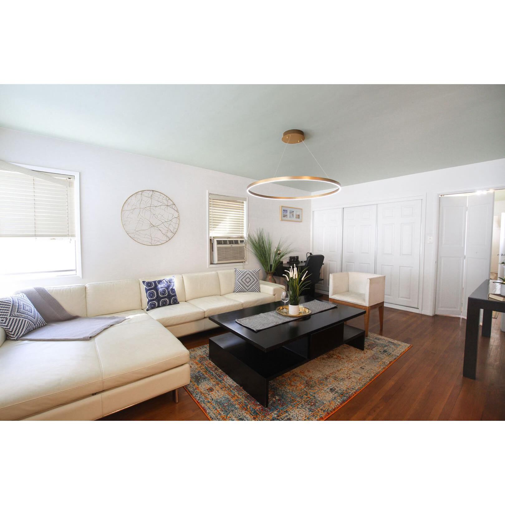 Shown in Gold finish and Acrylic shade