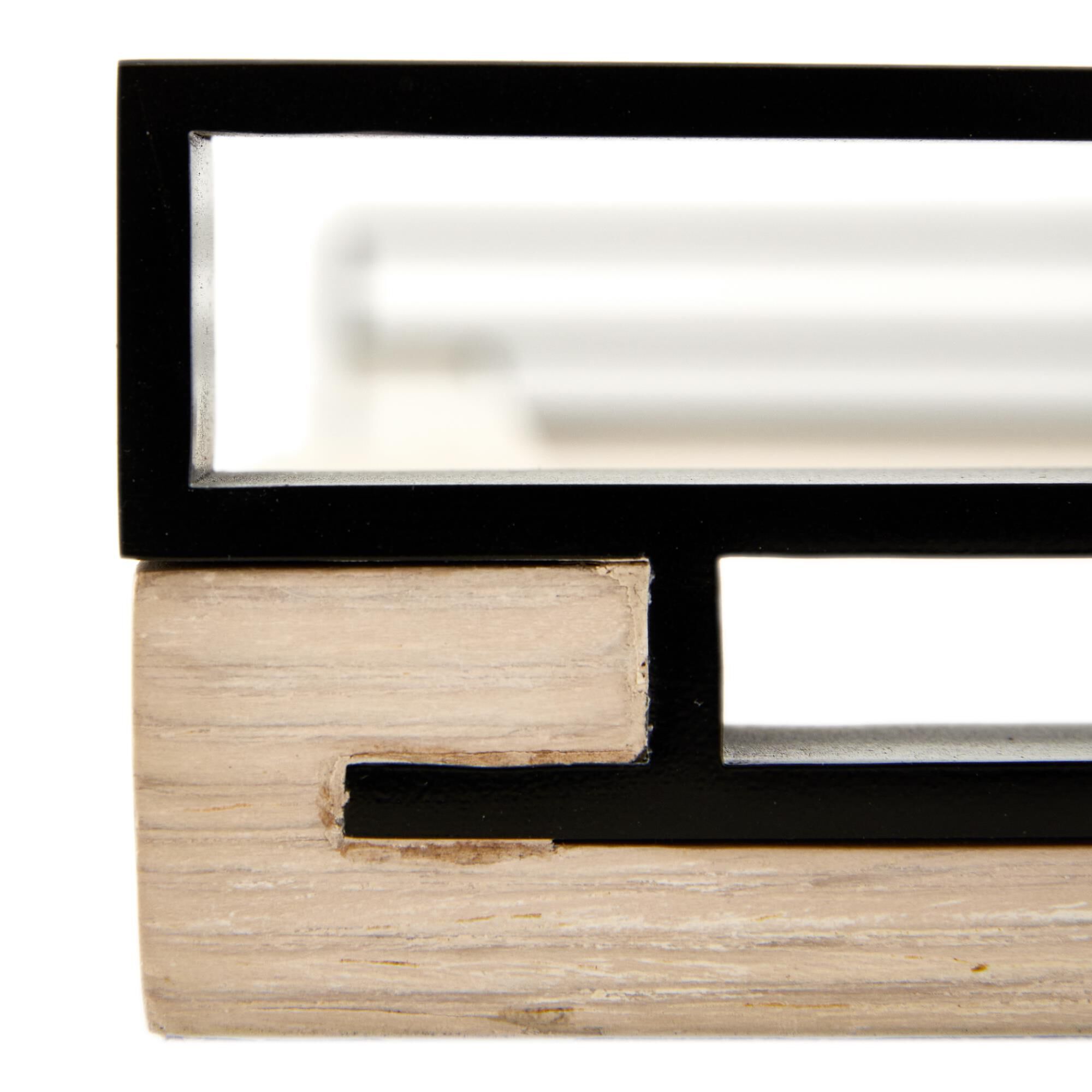 Shown in Blonde finish