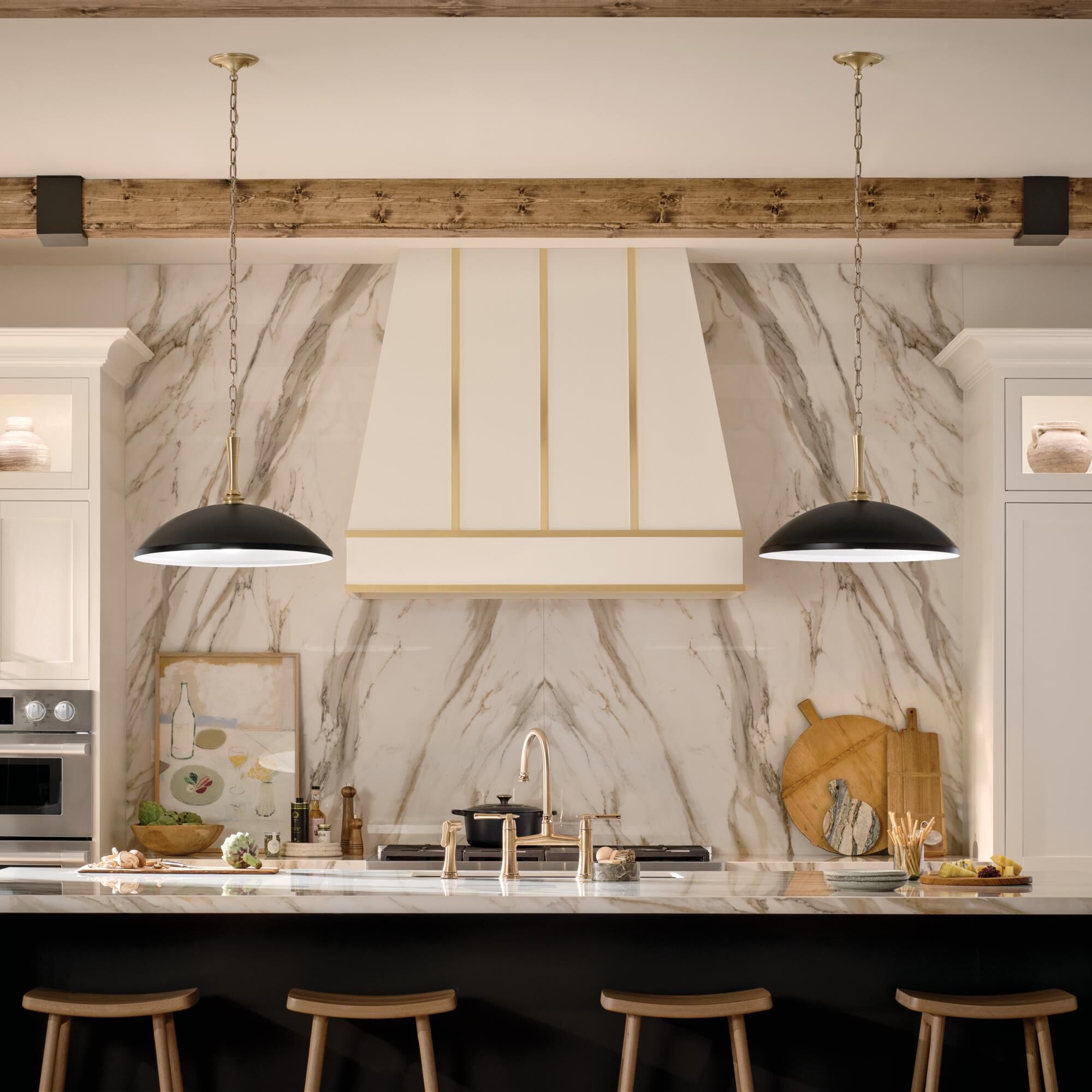 Shown in Black finish and Metal, Dome and Smooth shade