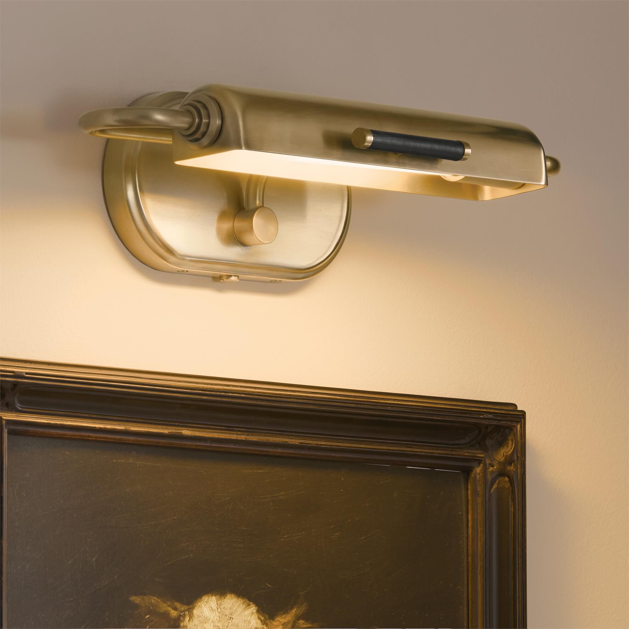 Shown in Lacquered Brass finish and Metal shade