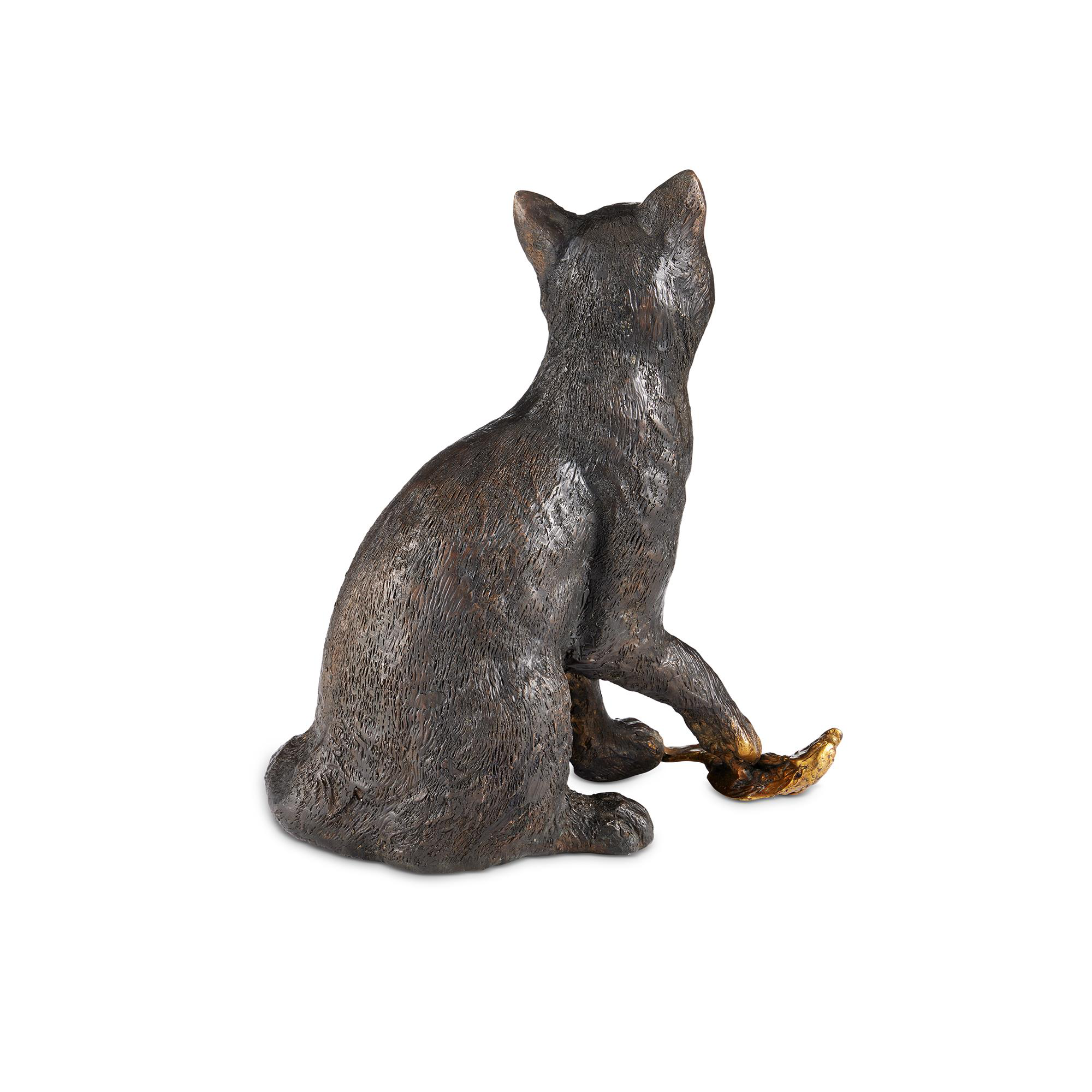 Gatto Sculpture,