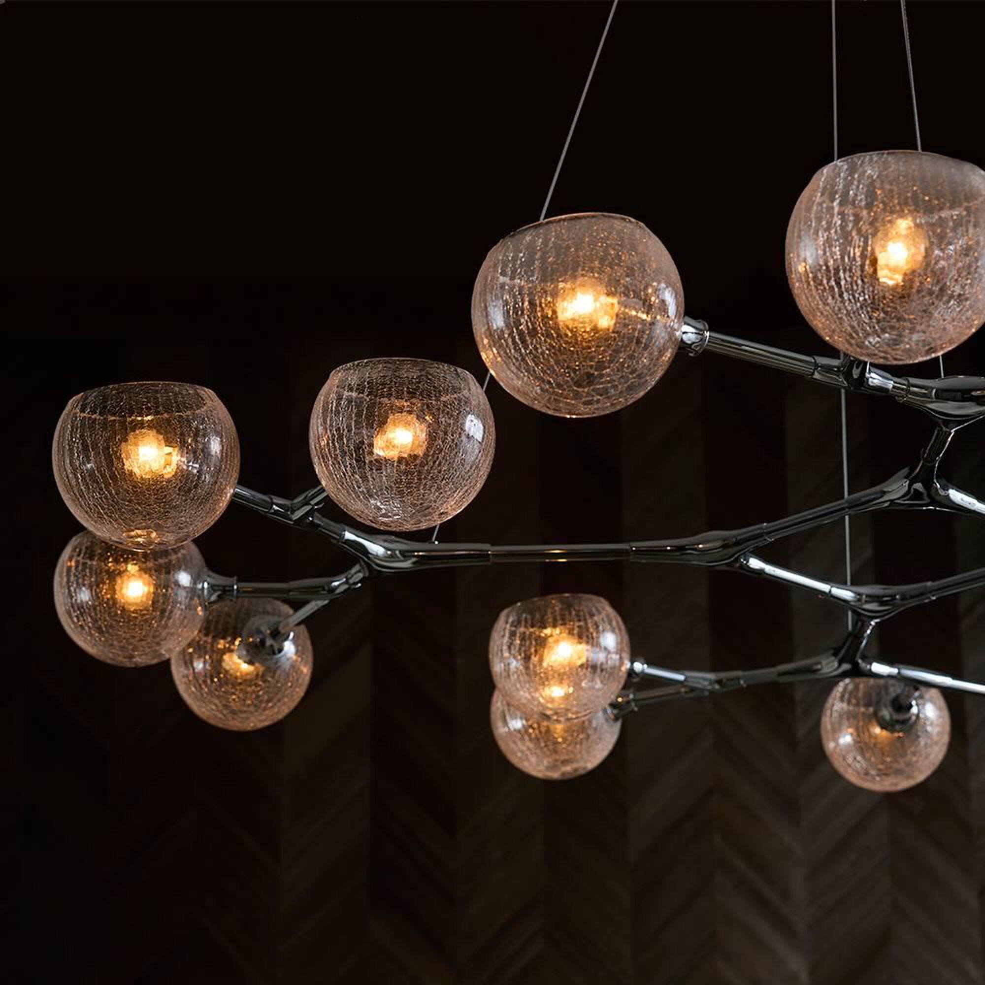 Shown in Chrome finish and Clear Crackle glass