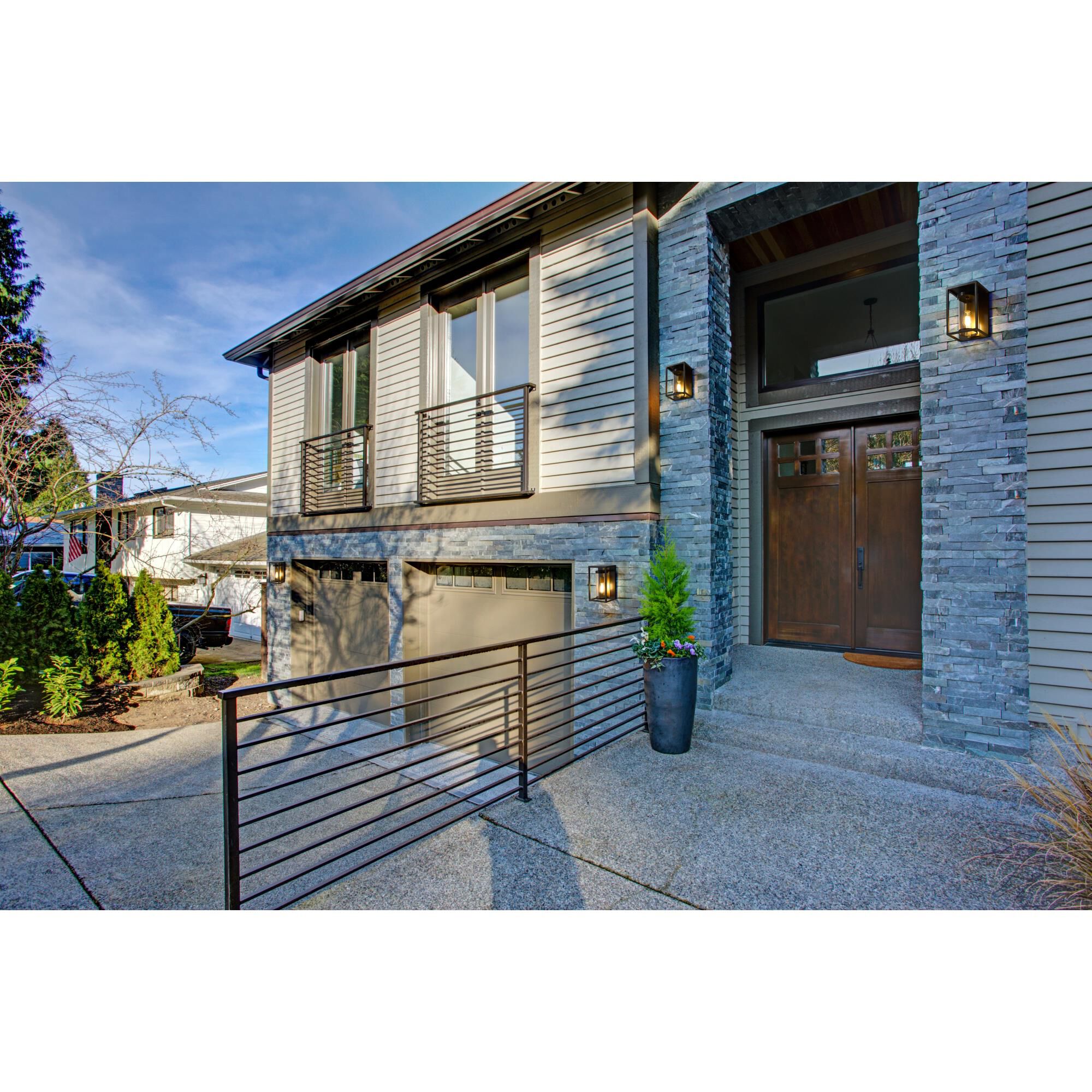 Z-Lite Dunbroch 13 Inch Tall Outdoor Wall Light