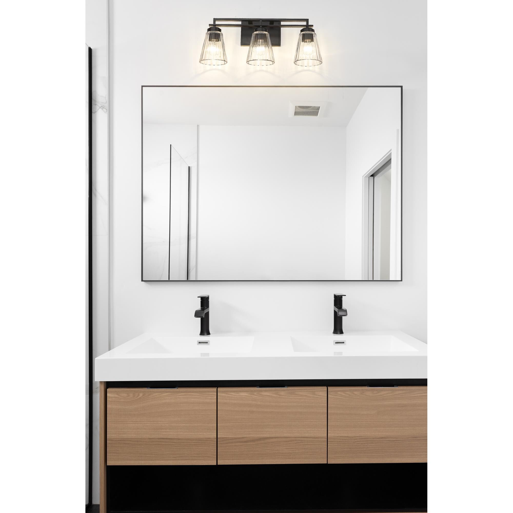 Lyna 22 Inch 3 Light Bath Vanity Light by Z-Lite
