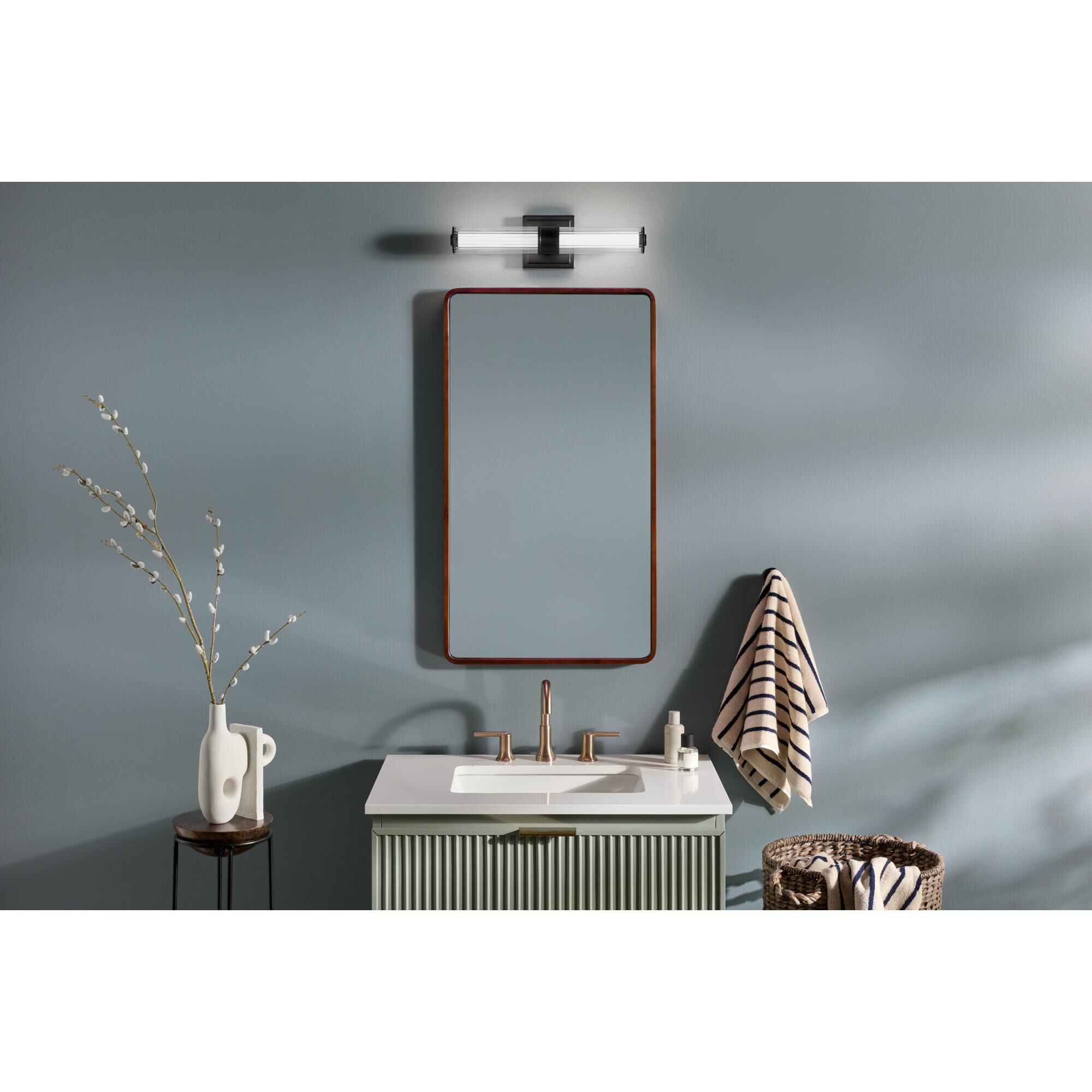 Shown in Black finish and Clear Fluted glass