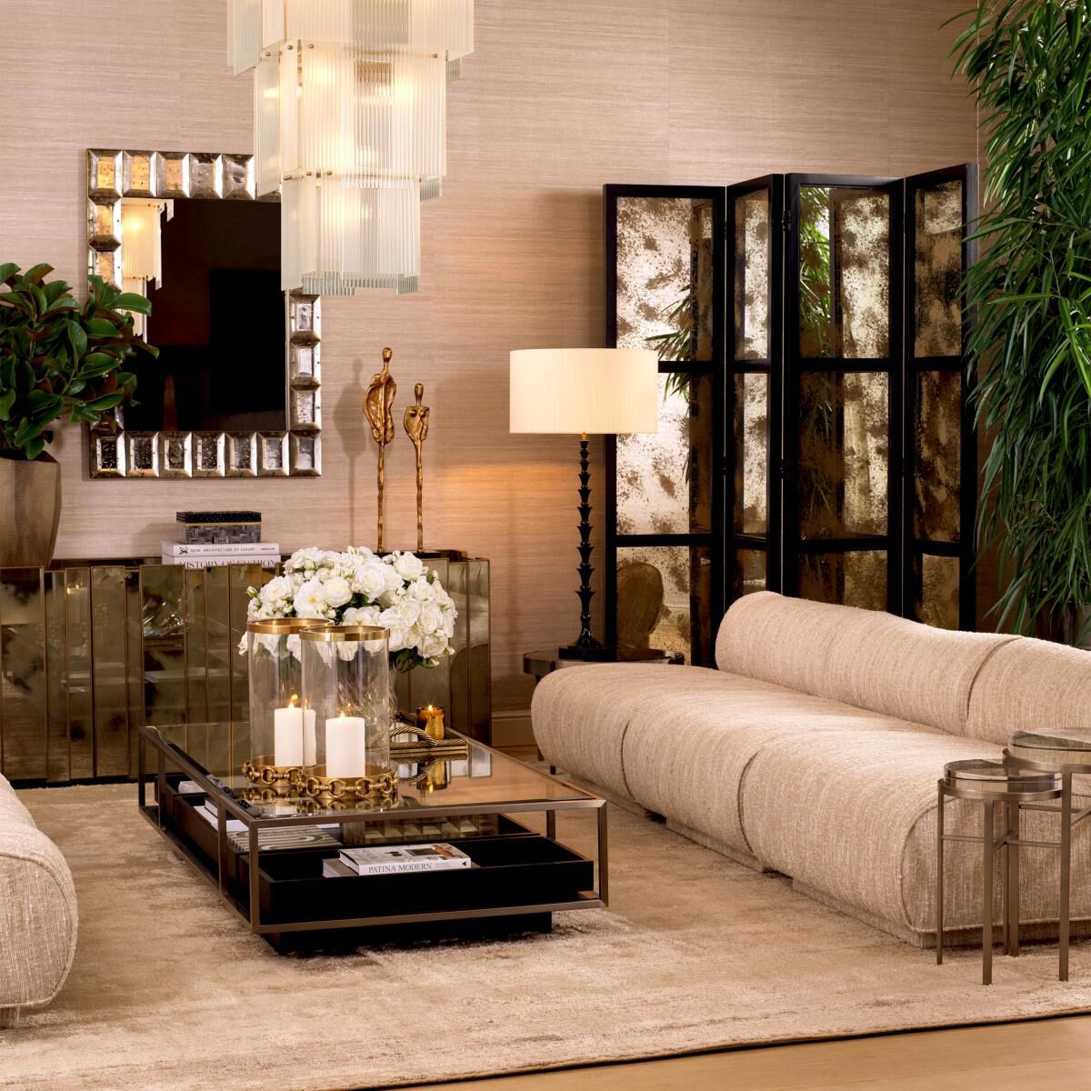 Shown in Brushed Brass, Clear Glass finish