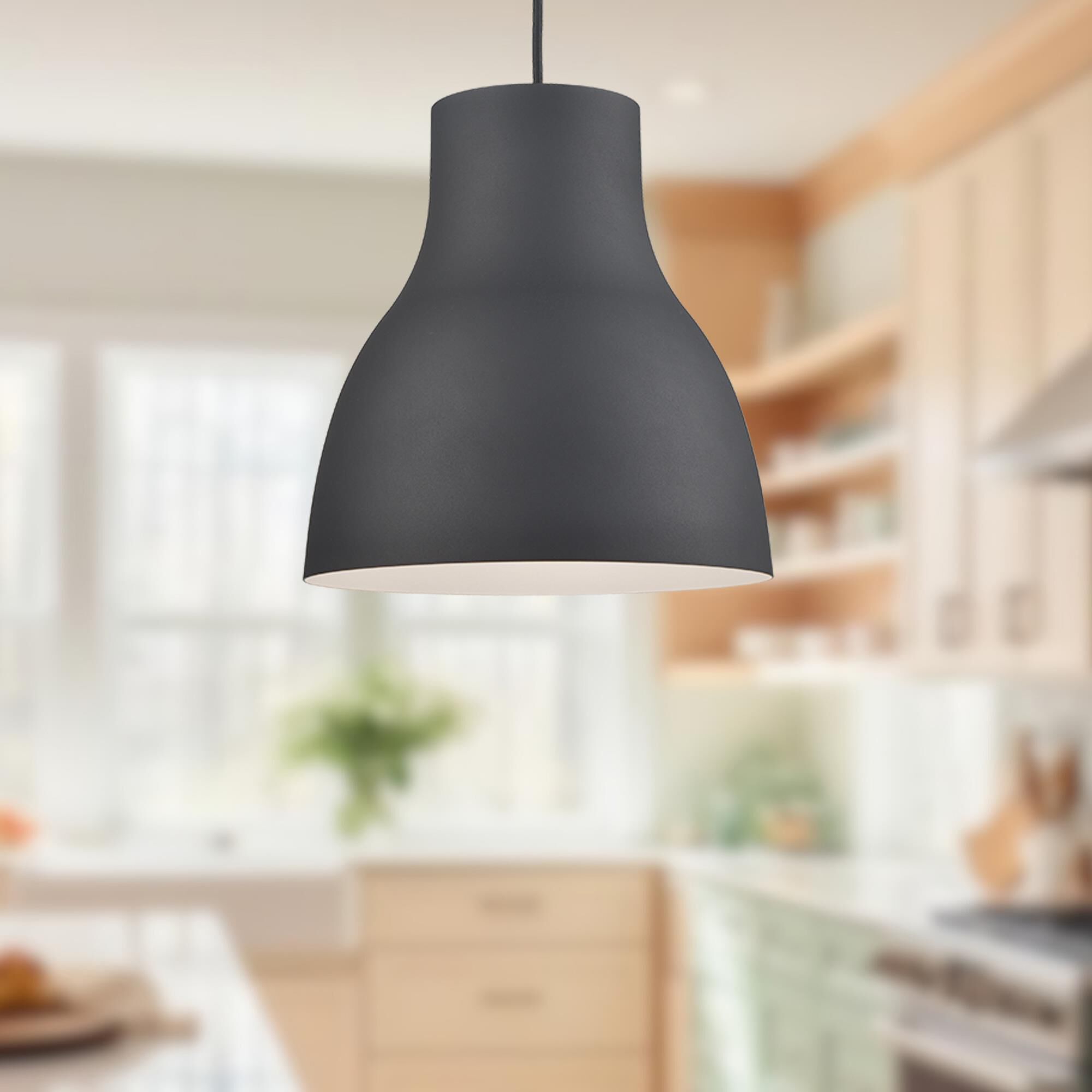 Shown in Black finish and Aluminium shade