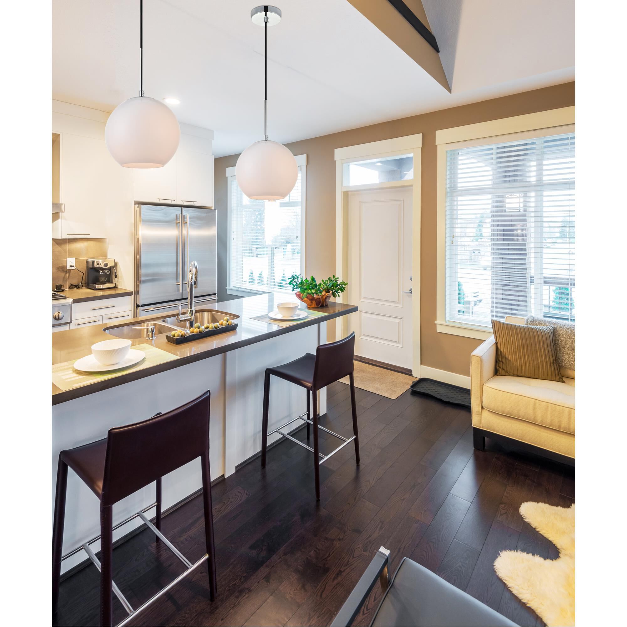 Shown in Chrome finish and Frosted White  glass